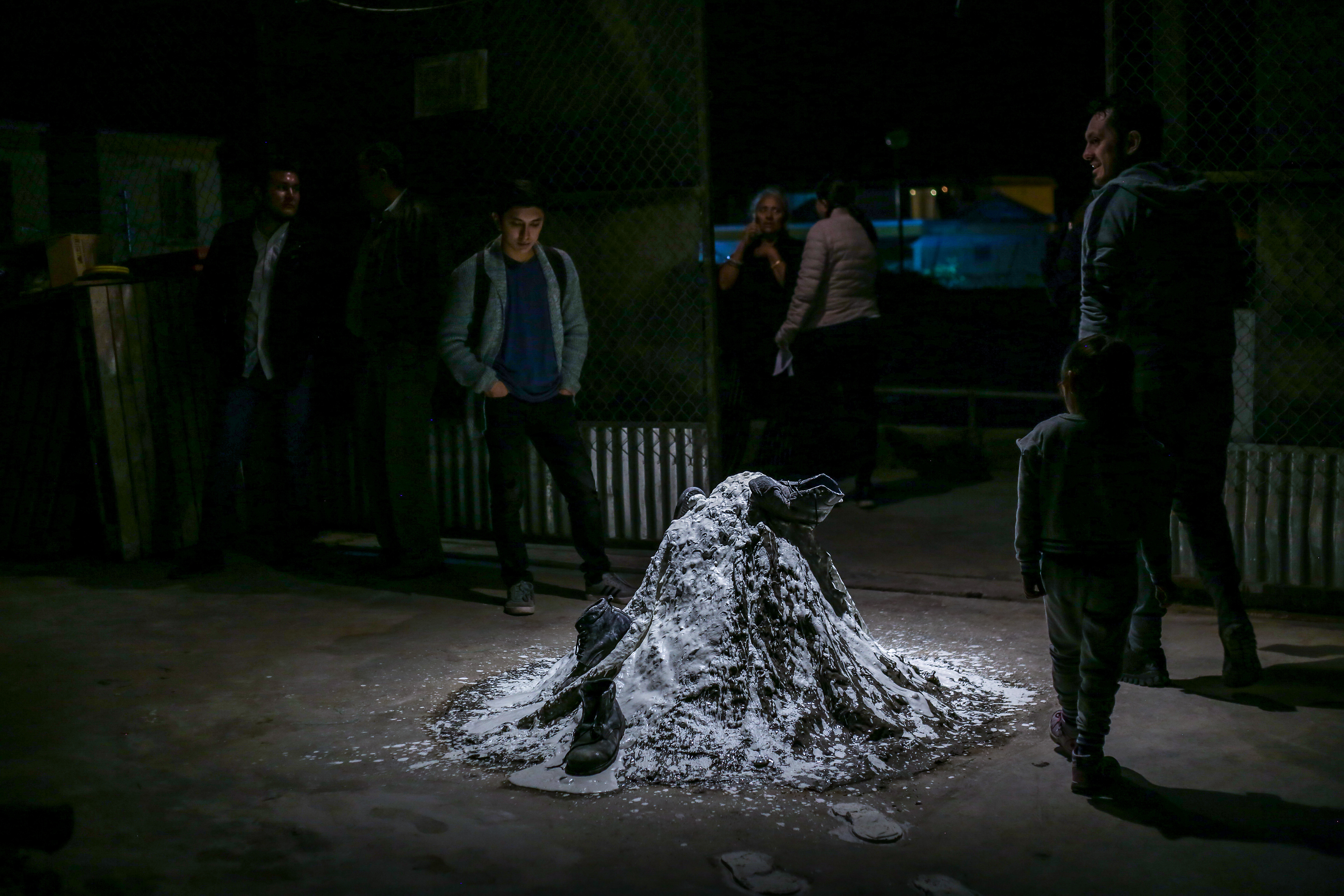 On display: EMDIQUIN, Brandon León, 2019. Ósmosis - The Plant (La Planta) - collective site-specific context exhibition.