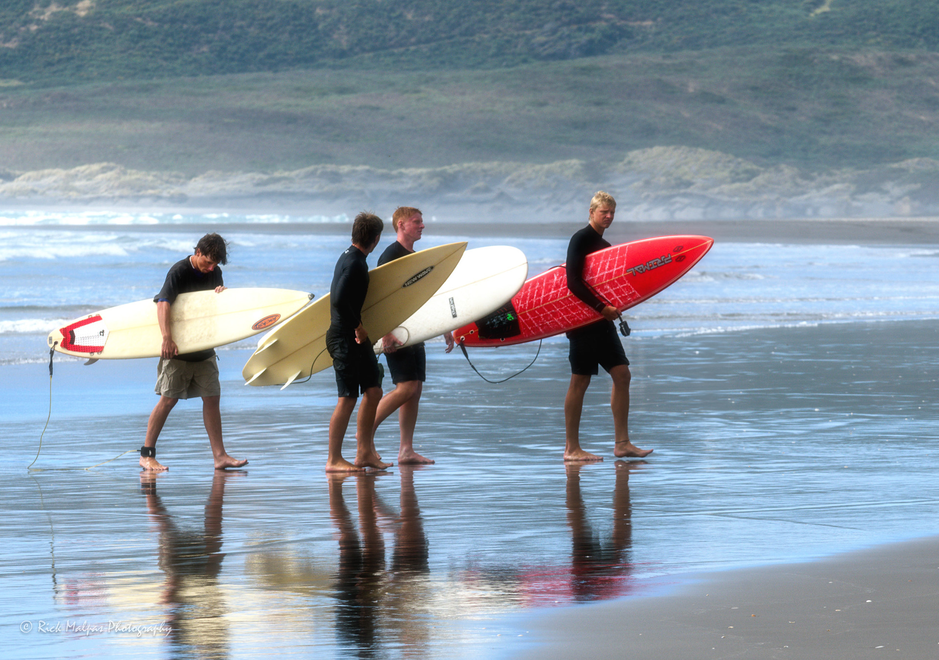 Ngarunui Beach, Raglan, NZ