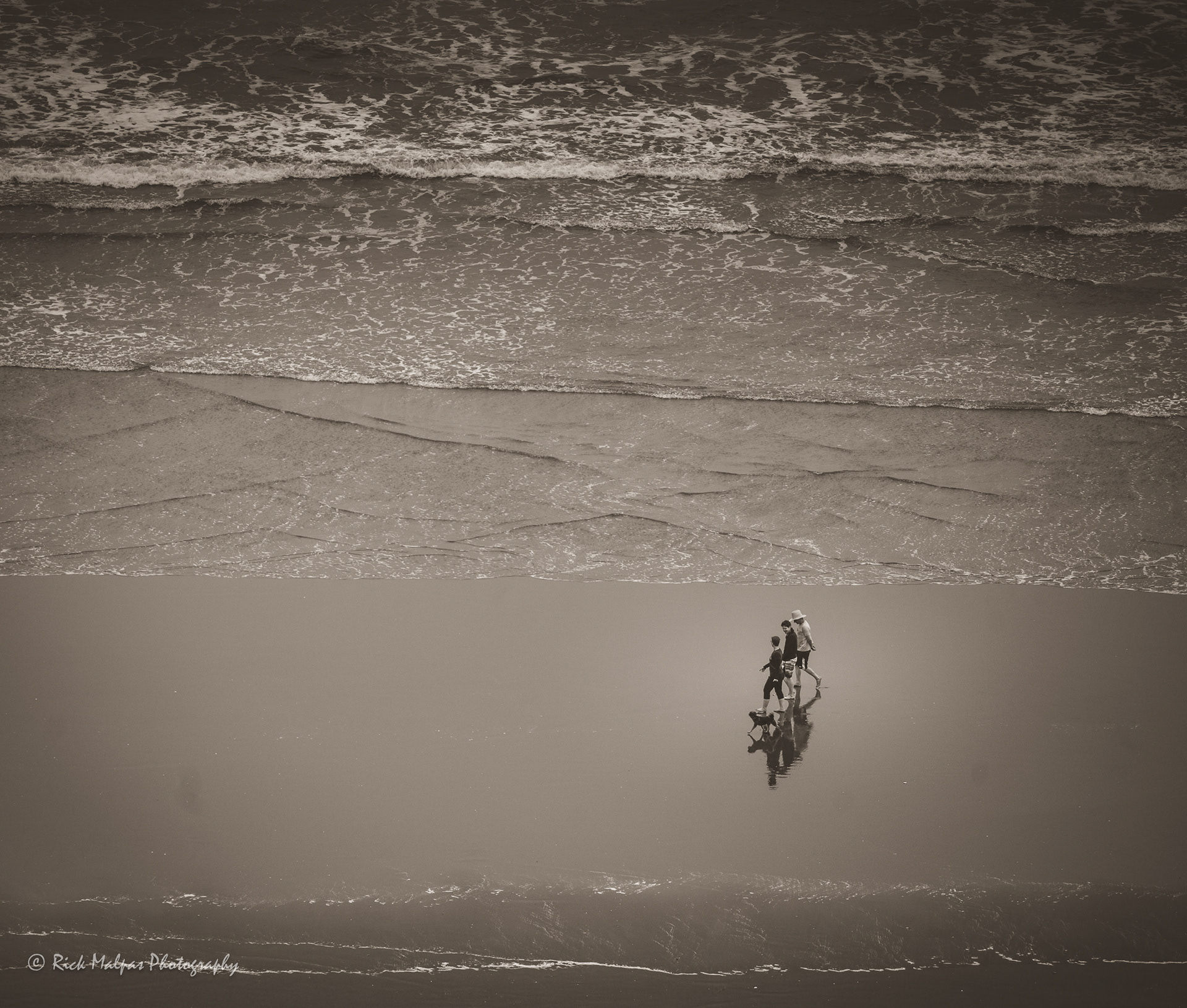 On Ngarunui Beach, Raglan NZ