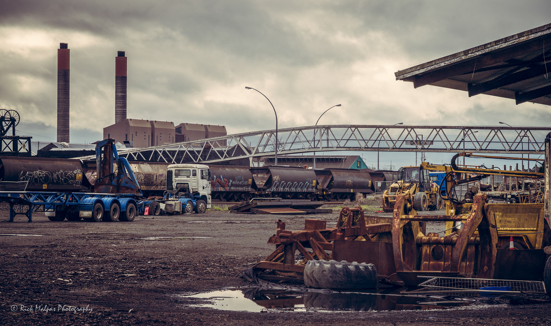 Coal Train, Ralph St