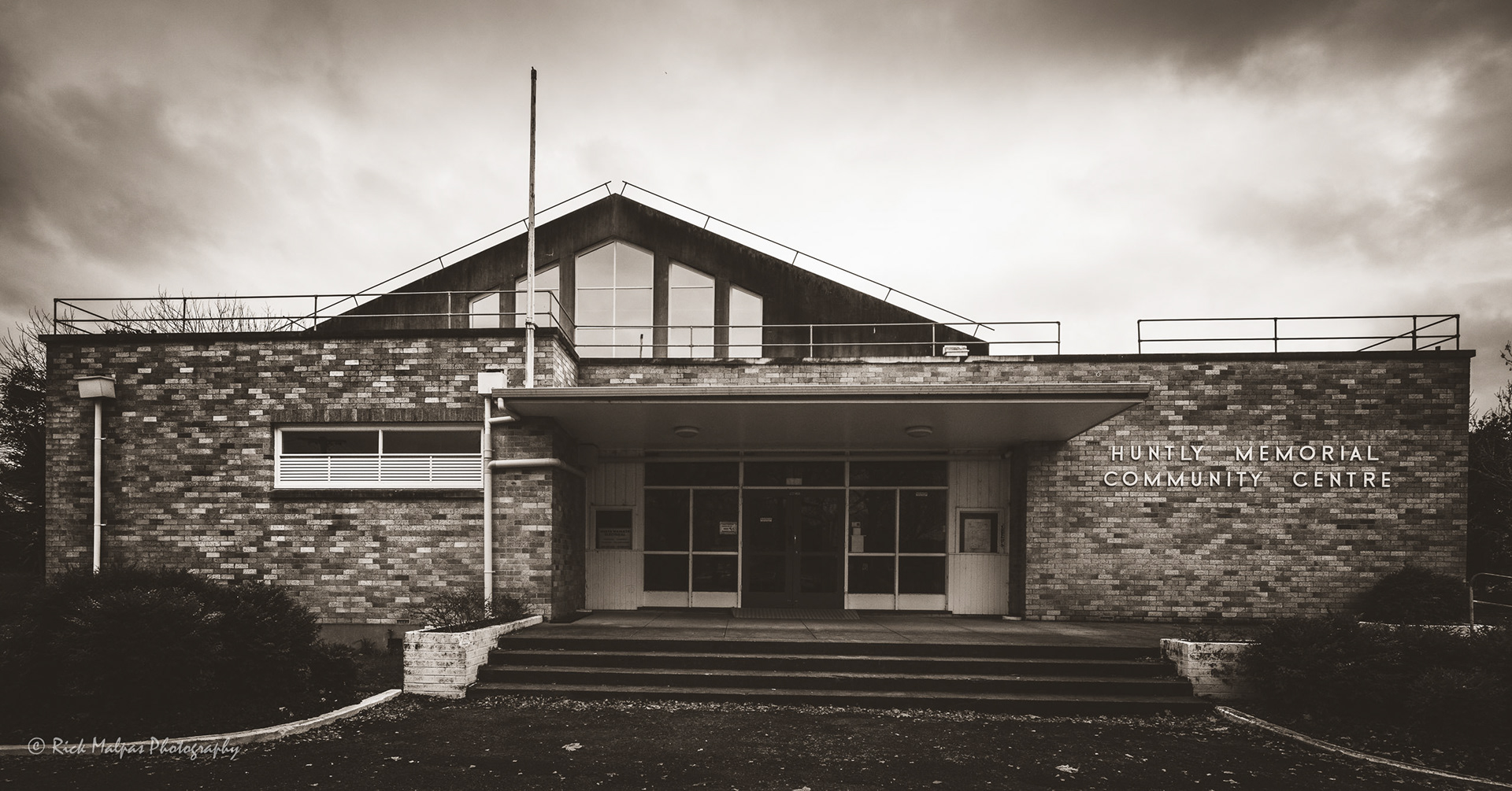 Huntly Memorial Hall, Wight St