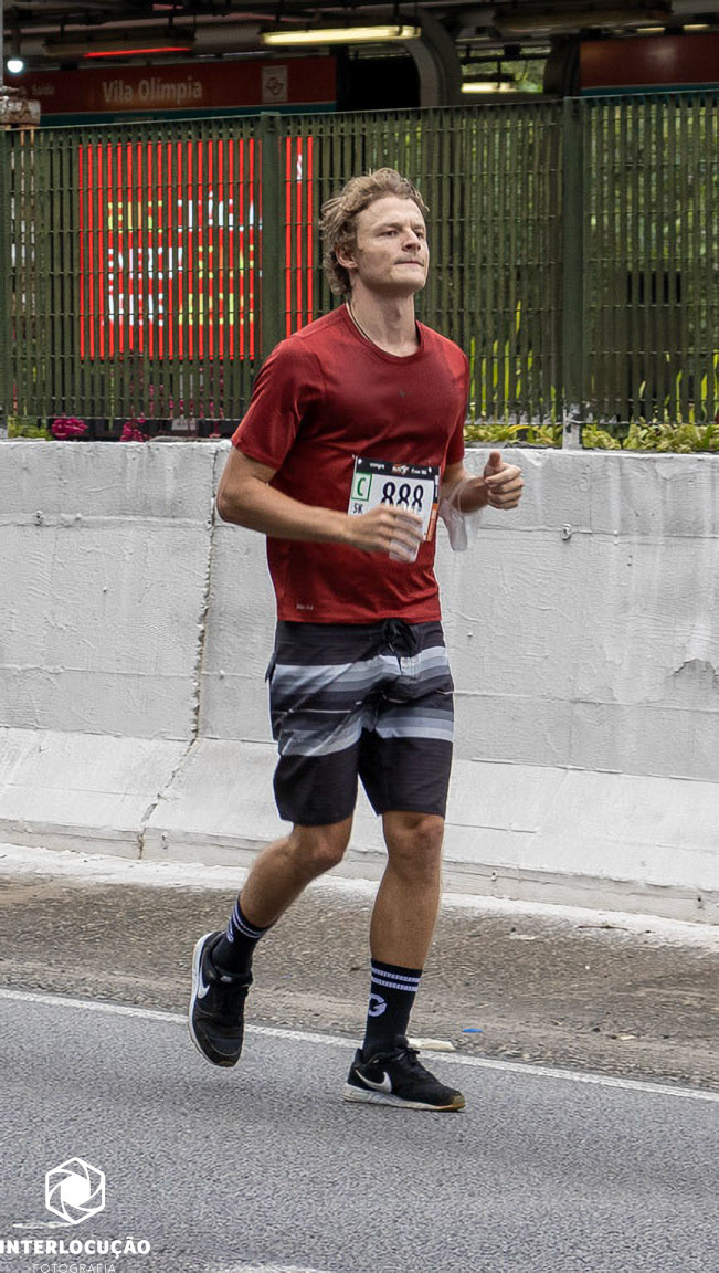 fotos dos atletas da Athenas Run Faster SP 2022