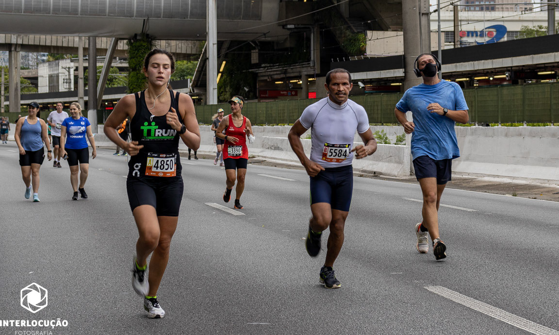 fotos dos atletas da Athenas Run Faster SP 2022