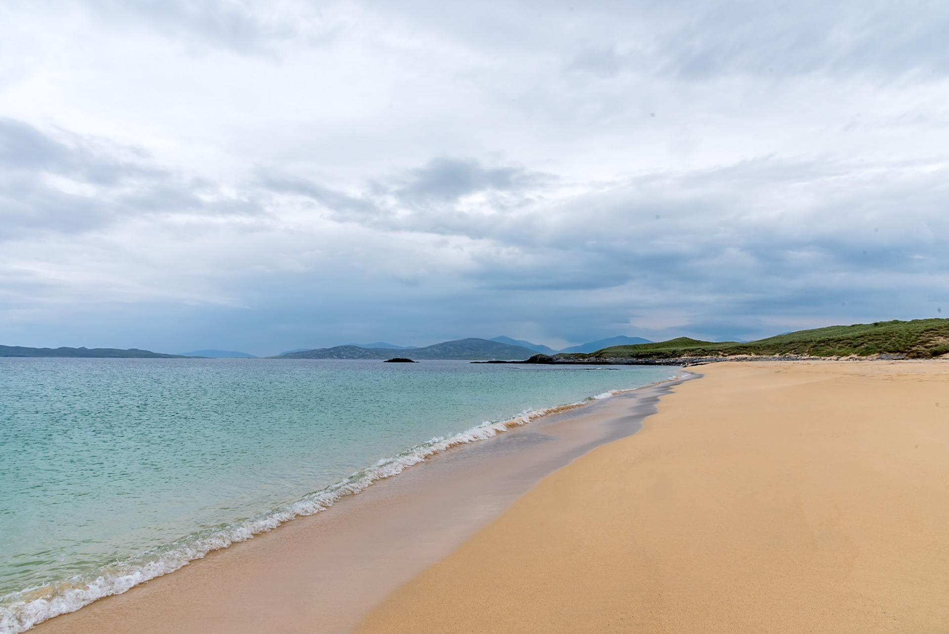Scarista Beach - Taransay and beyond..