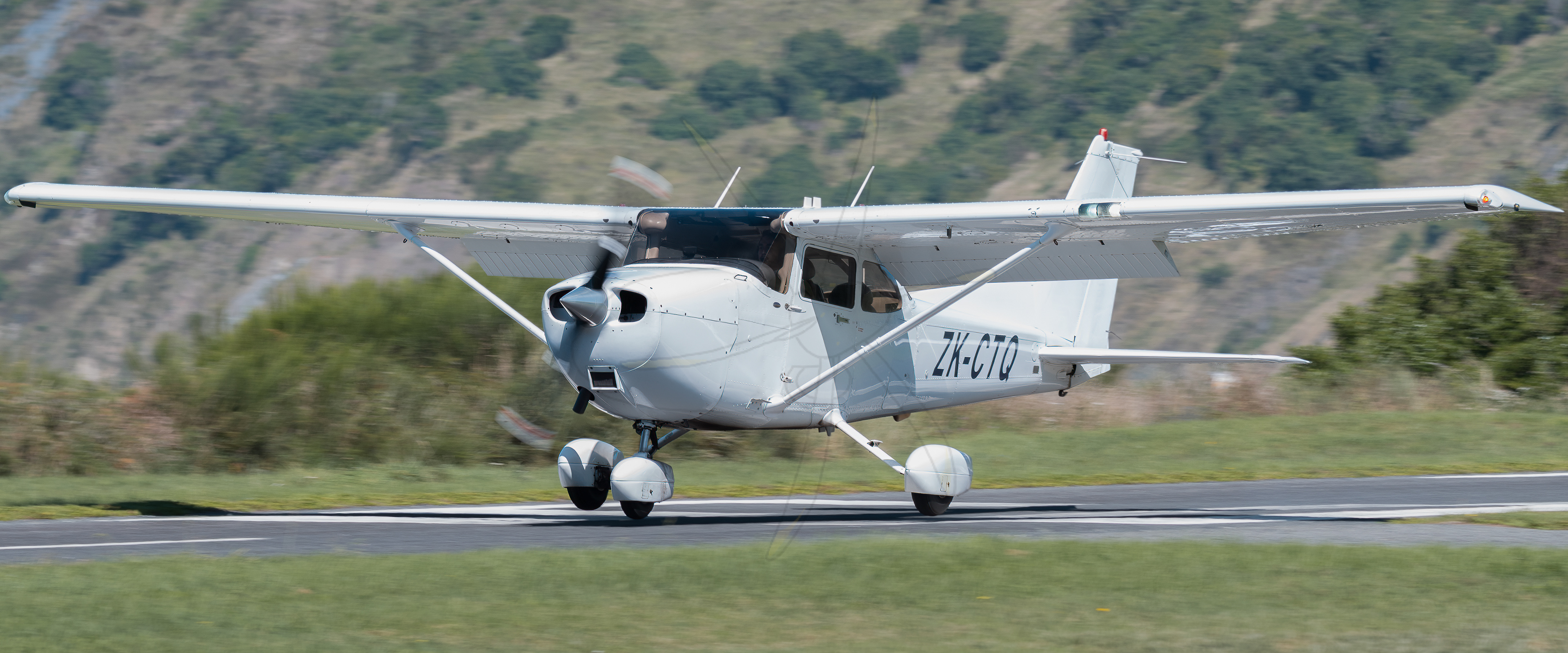 Kaikoura (NZKI); 195mm, 1/160s, F7.1, ISO 80