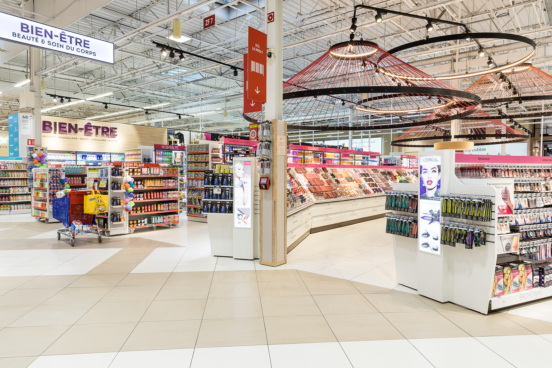 CARREFOUR