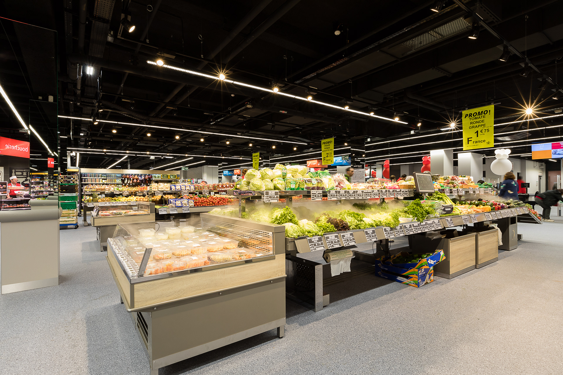AUCHAN