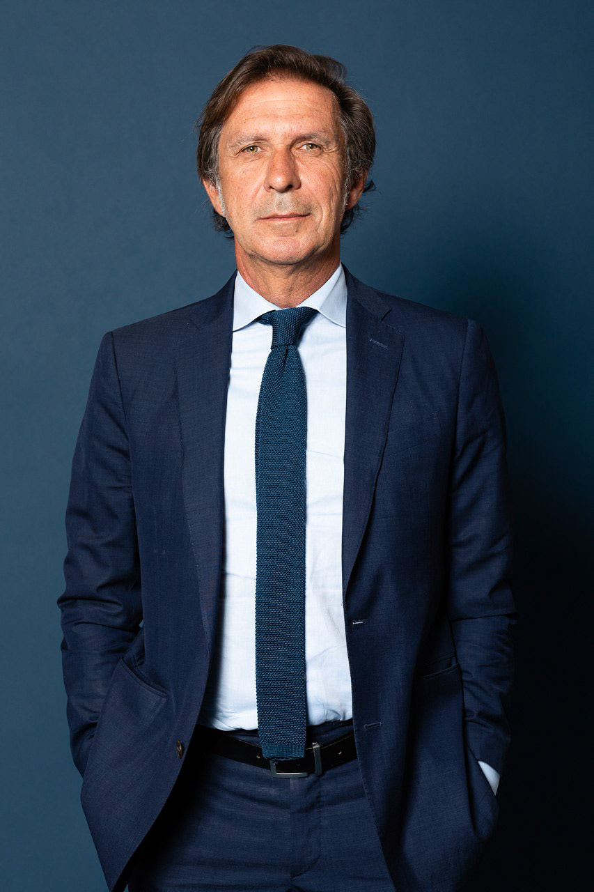 Hervé Navellou , Directeur général France de L'OREAL, lang="fr" Hervé Navellou , Directeur général France de L'OREAL