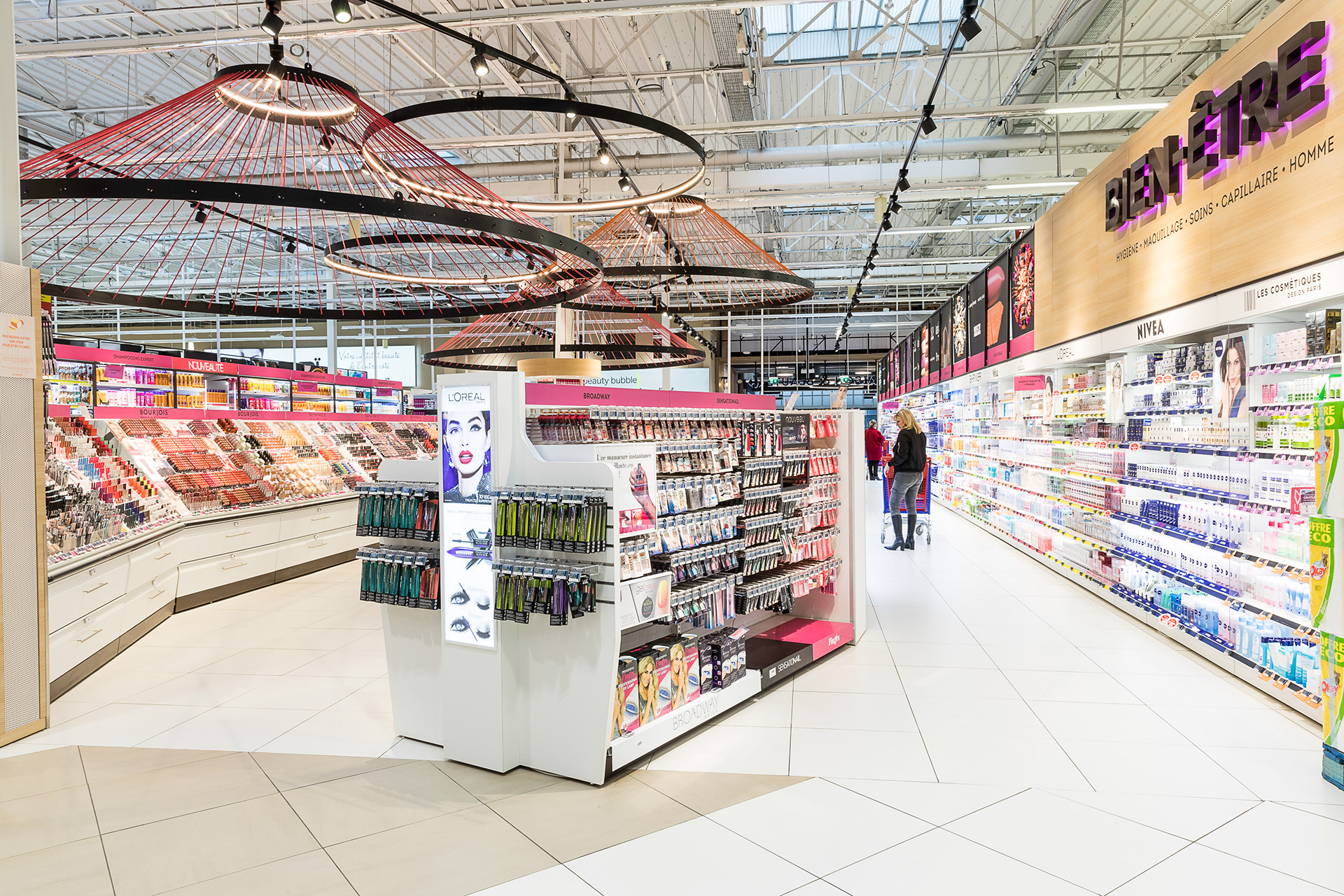 CARREFOUR