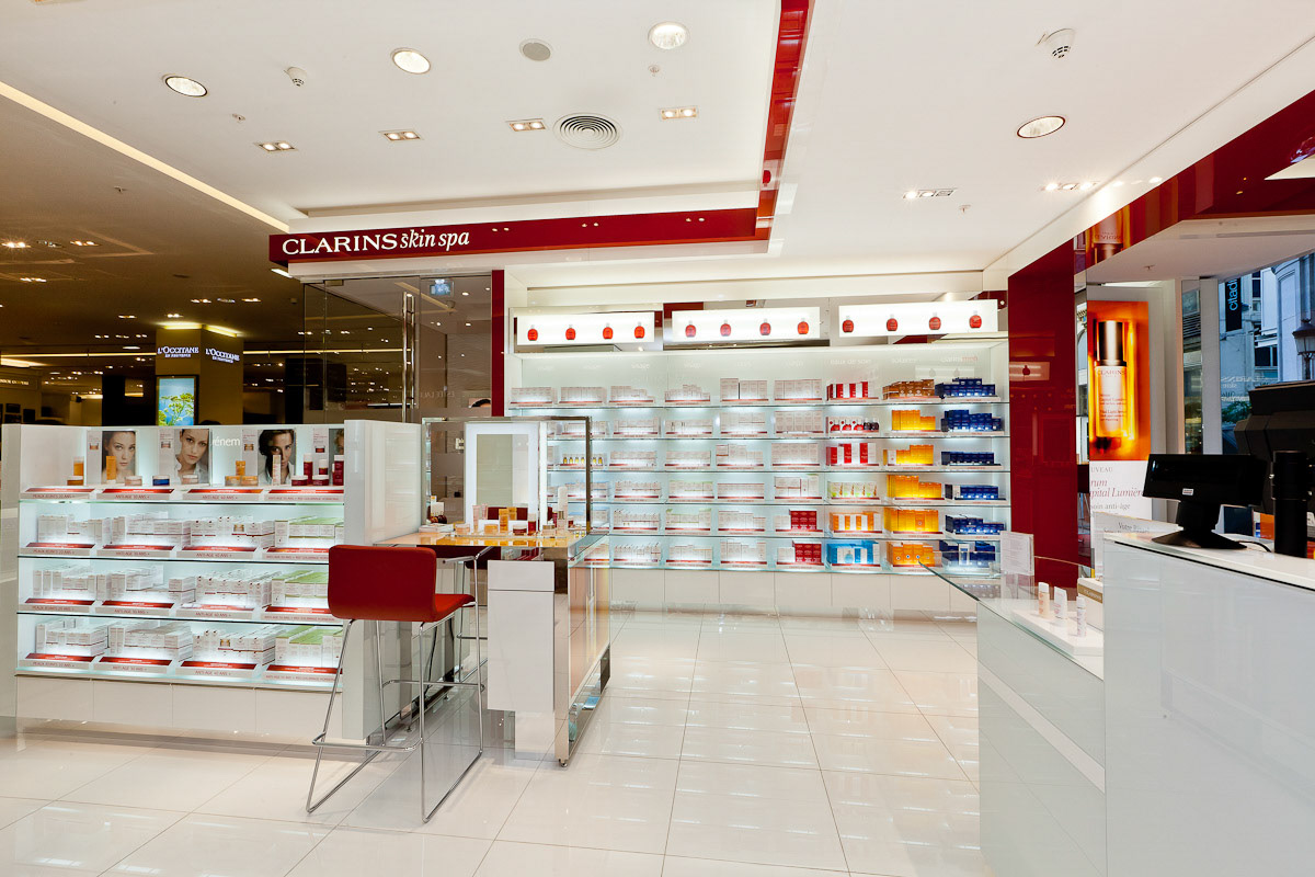 CLARINS  PARIS