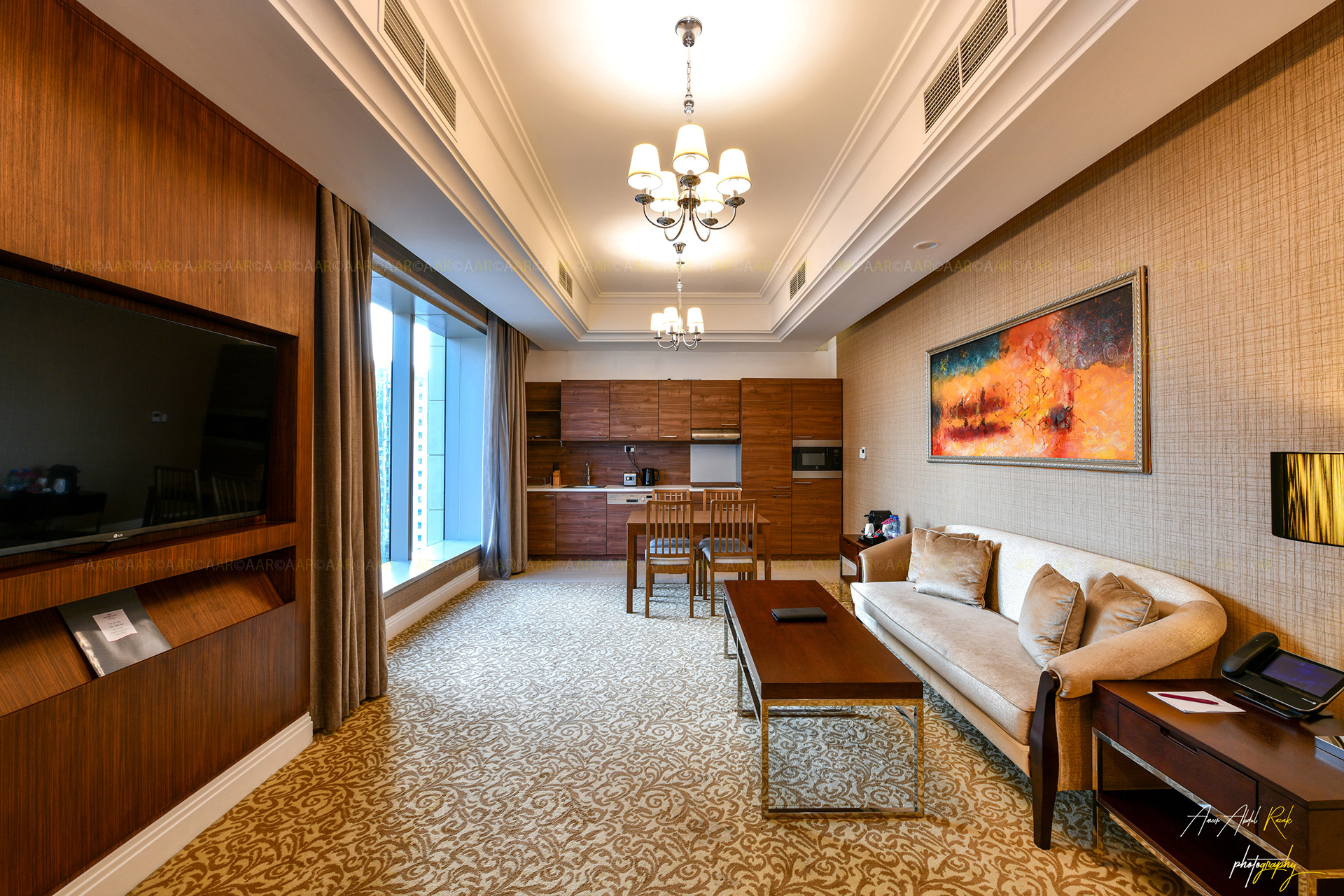 Crown Plaza Westbay