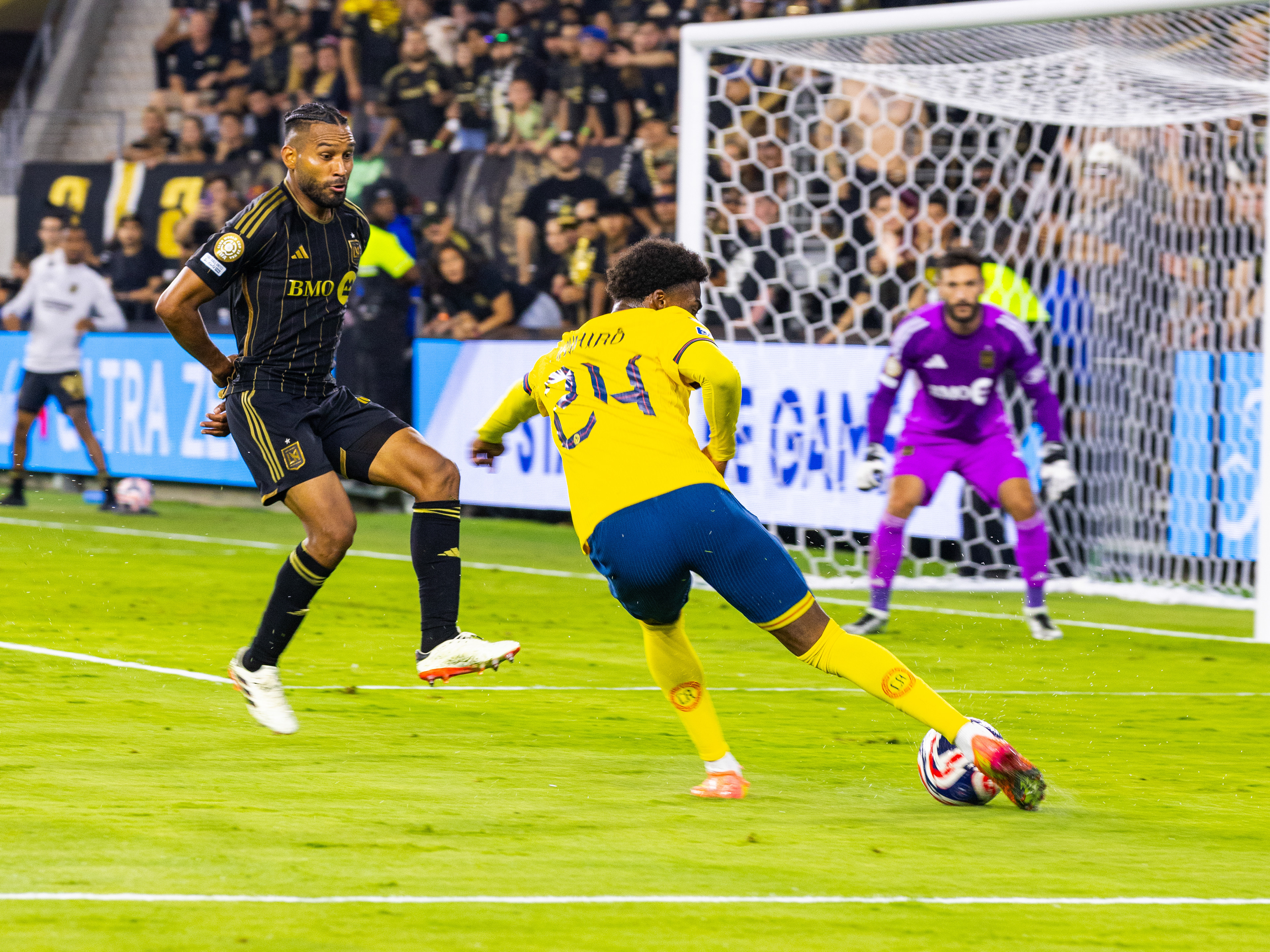 JOSEPH HERNANDEZ TORREJON - PHOTOGRAPHY