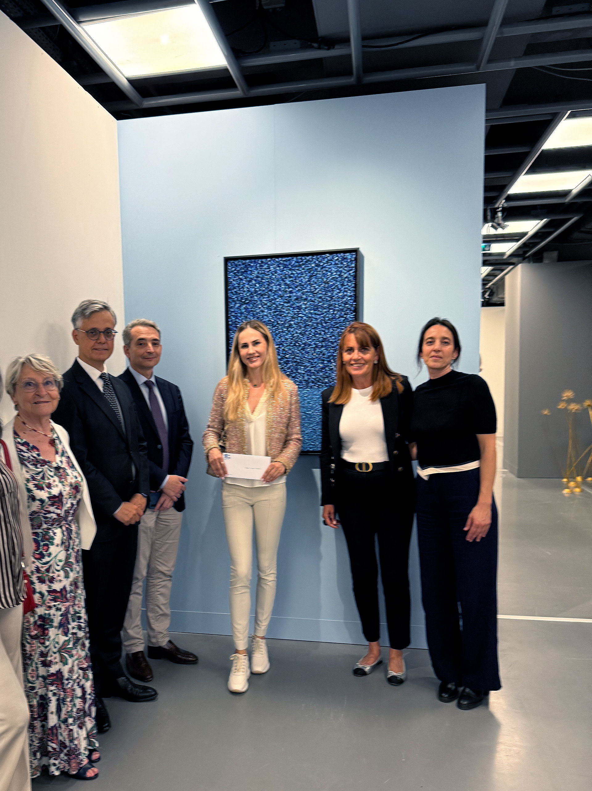 Monaco UNESCO Award 2025, Salon l'AIAP "Monaco à l'ombre du vent". Madame Geneviève Vatrican, Présidente de la Commission nationale monégasque pour l’UNESCO, Monsieur Jean-Philippe Vinci, Ministre de l’Éducation et Secrétaire général de la Commission nationale monégasque pour l’UNESCO, Monsieur Lionel Beffre, Conseiller-Ministre de l’Intérieur, Madame Françoise Gamerdinger, Directrice des Affaires Culturelles, et Madame Stefania Angelini, Présidente de l’AIAP Monaco. 