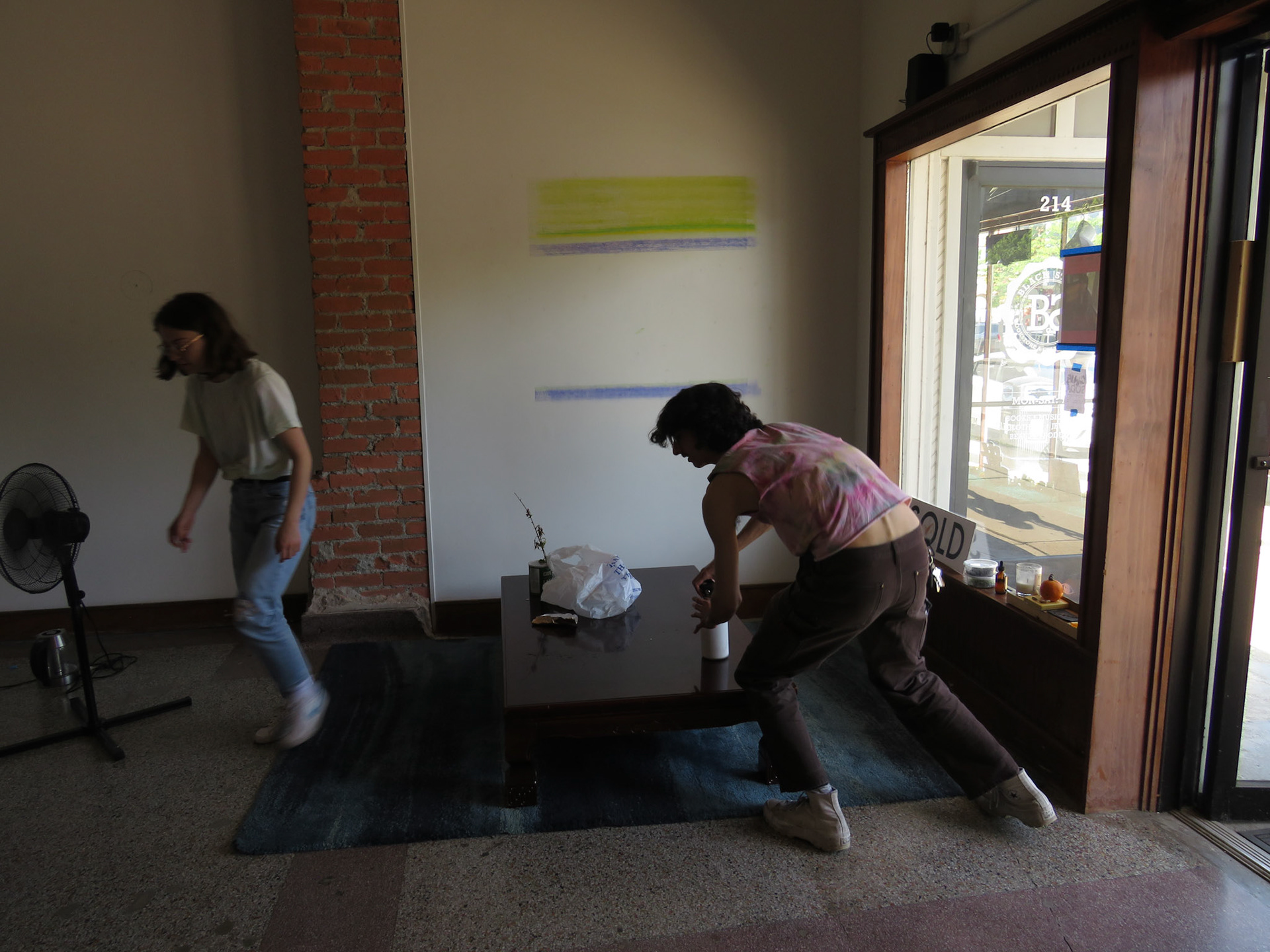 New friends helping.