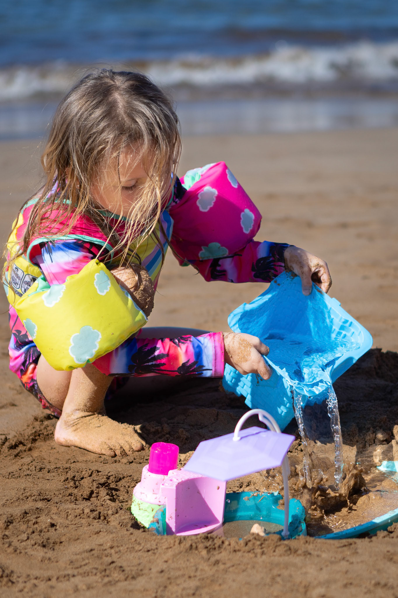 Building a fortress on the beach at Grand Wailea