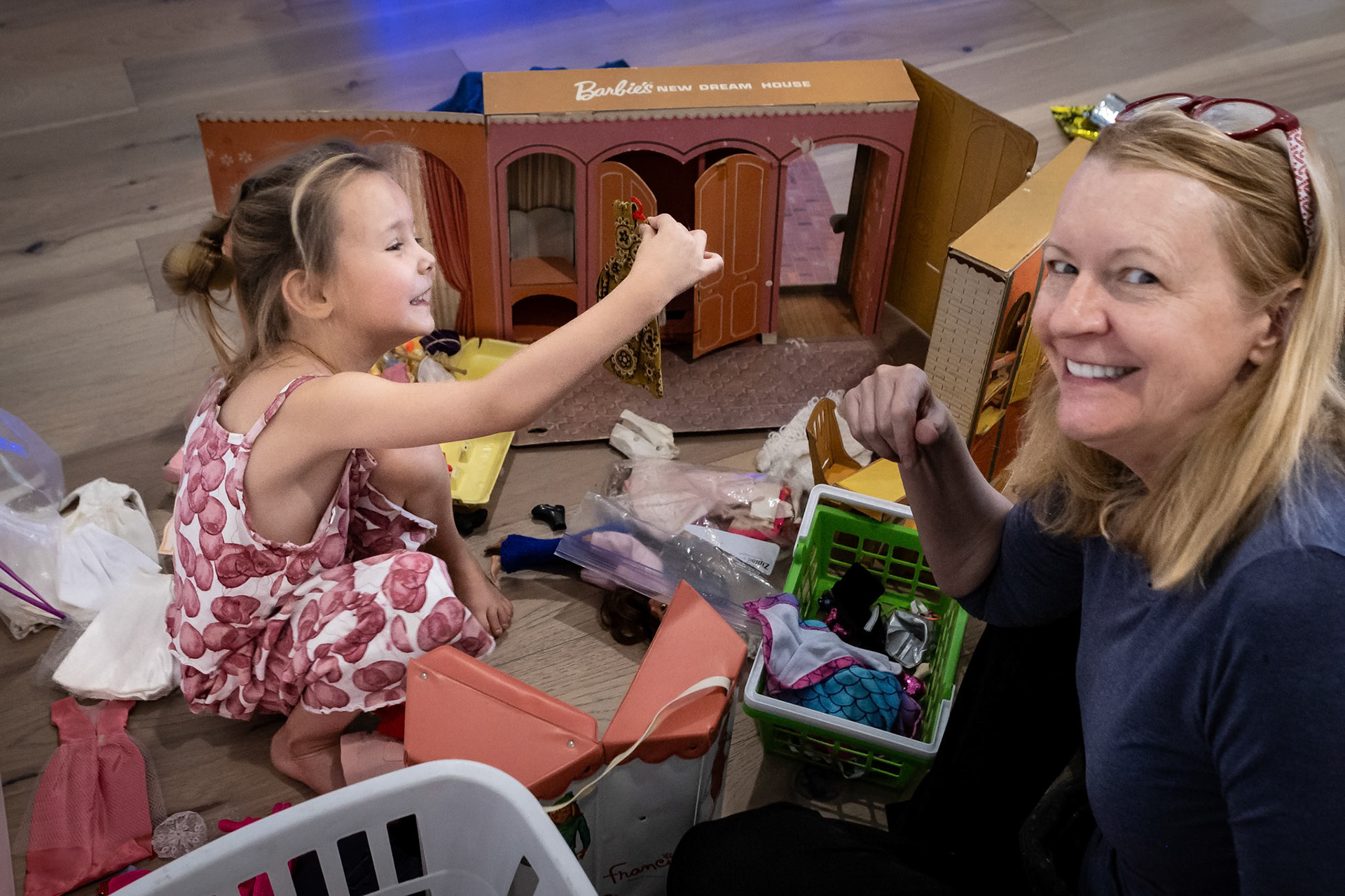 Playing in Barbie's Dream House with Mimi