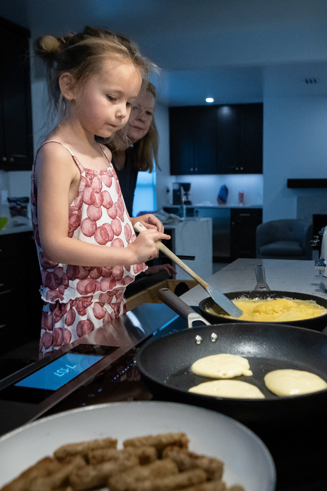 Scrambling up the egs under the watchful eye of Mimi