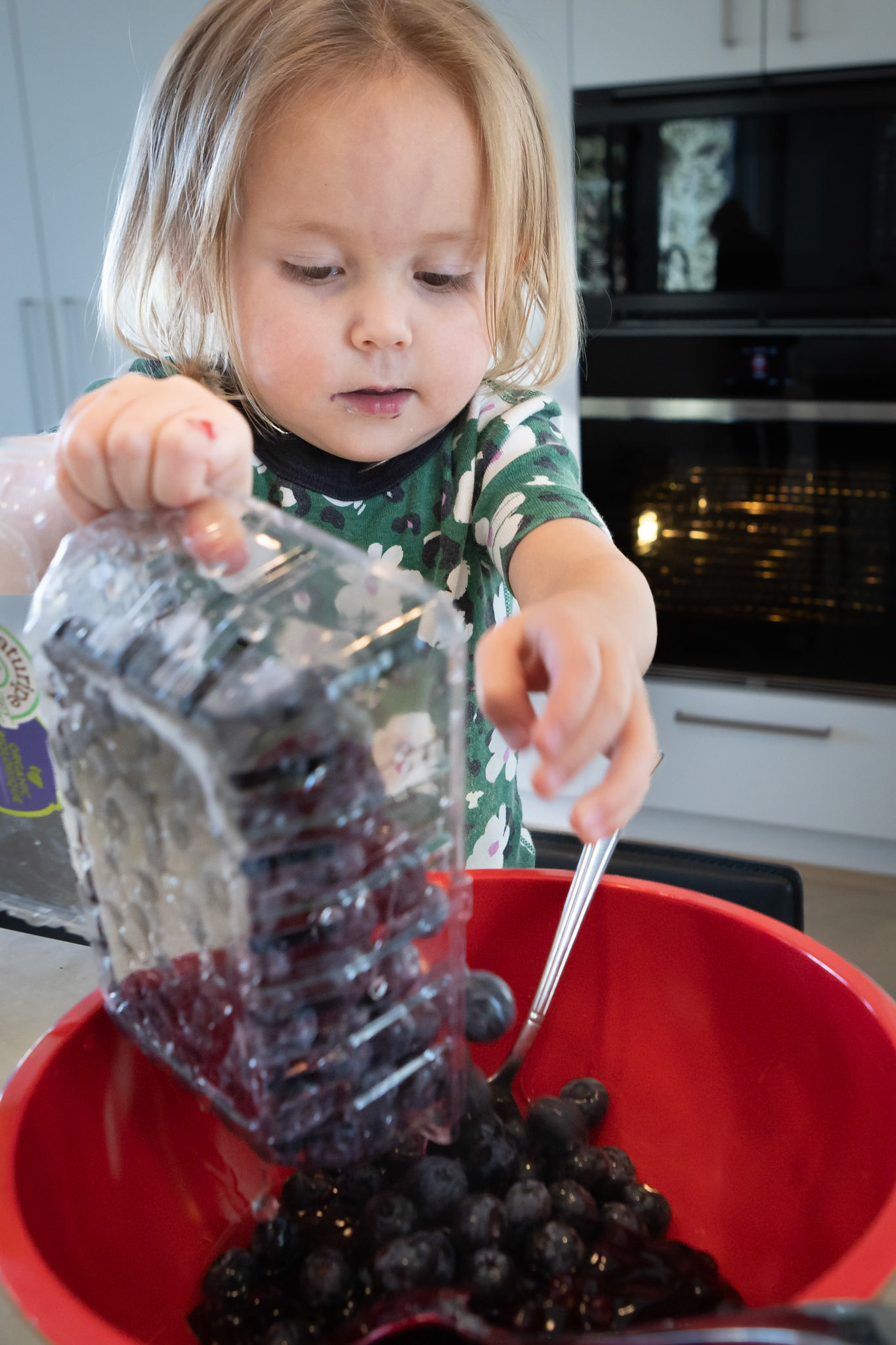 Making blueberry pie filling