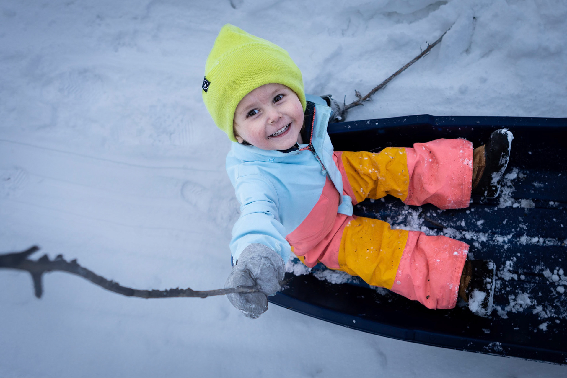 An afternoon on the sleddding trail