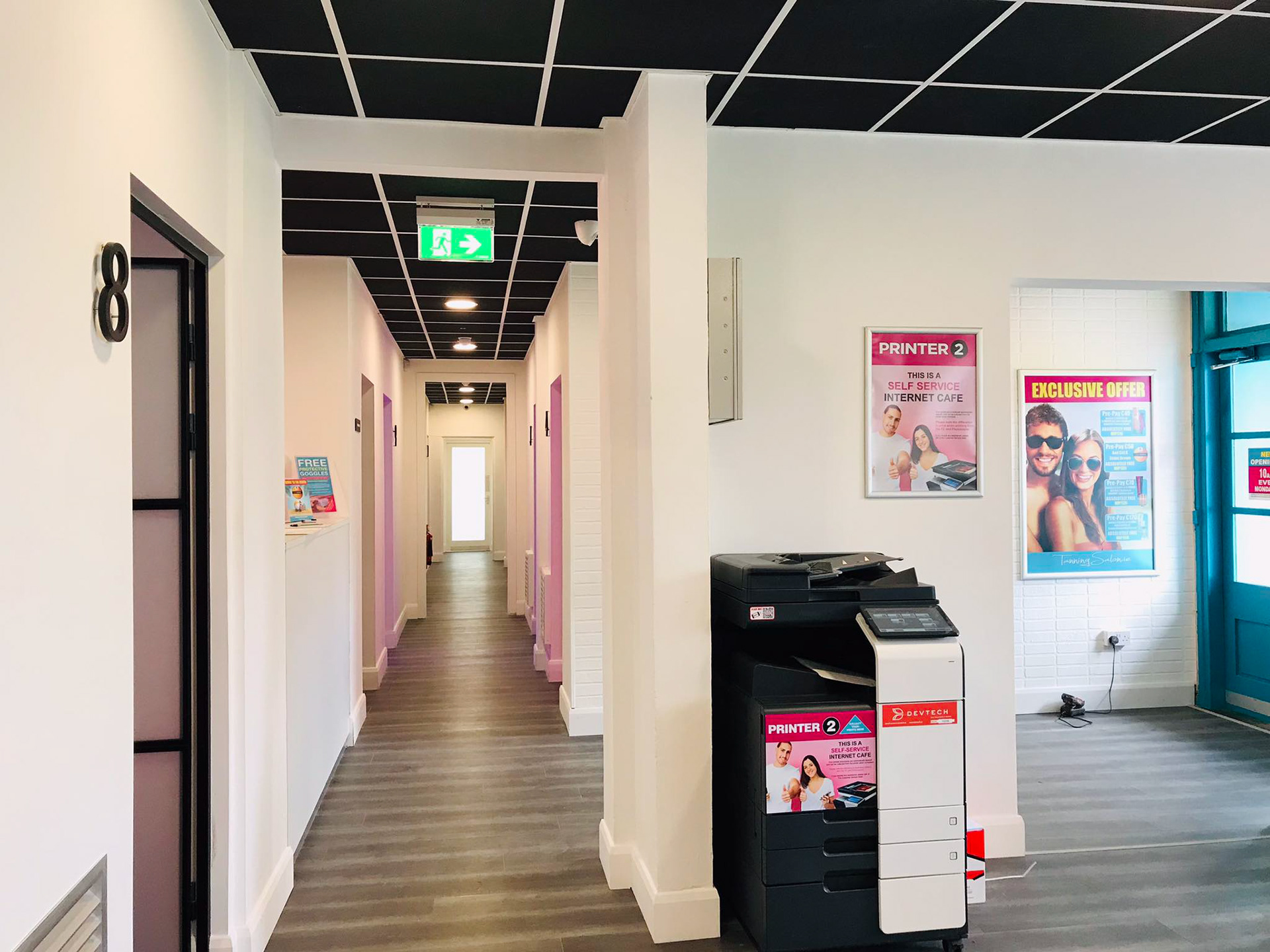 Tanning Salon, Sallynoggin