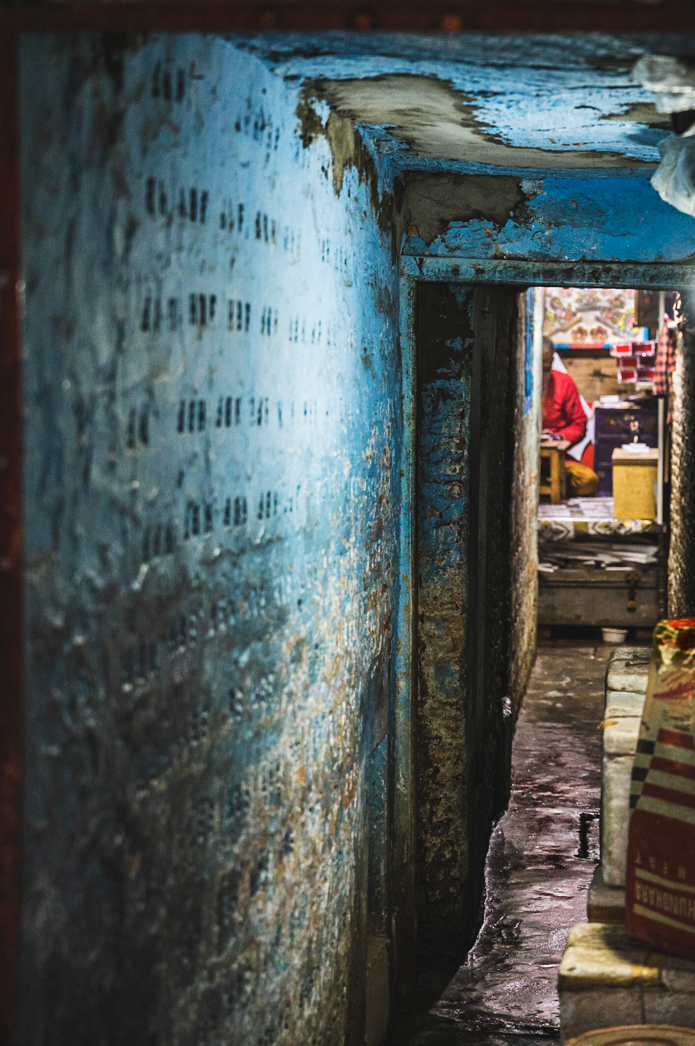 A corridor off Hindu Street in Old Dhaka, Bangladesh.  Made me think of Steve McCurry.