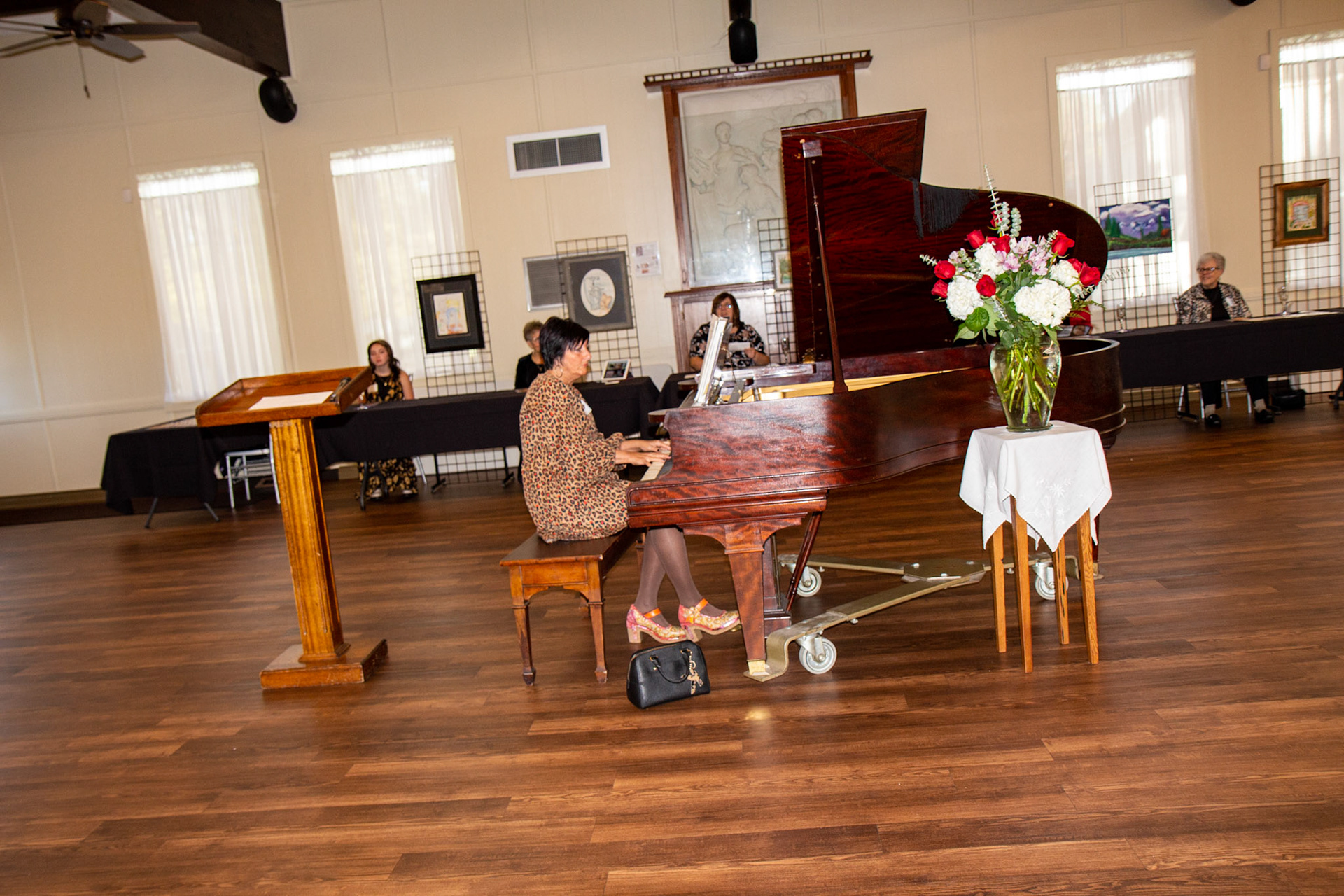 Womens Club Home