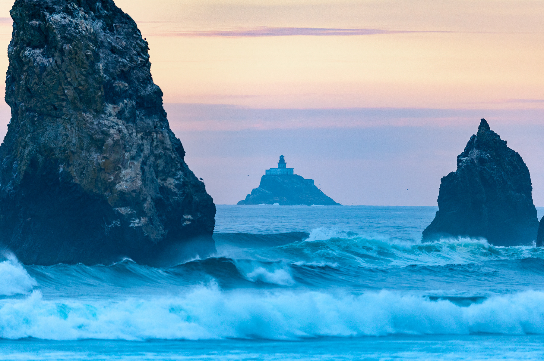 Tillamook Rock Lighthouse, Cannon Beach