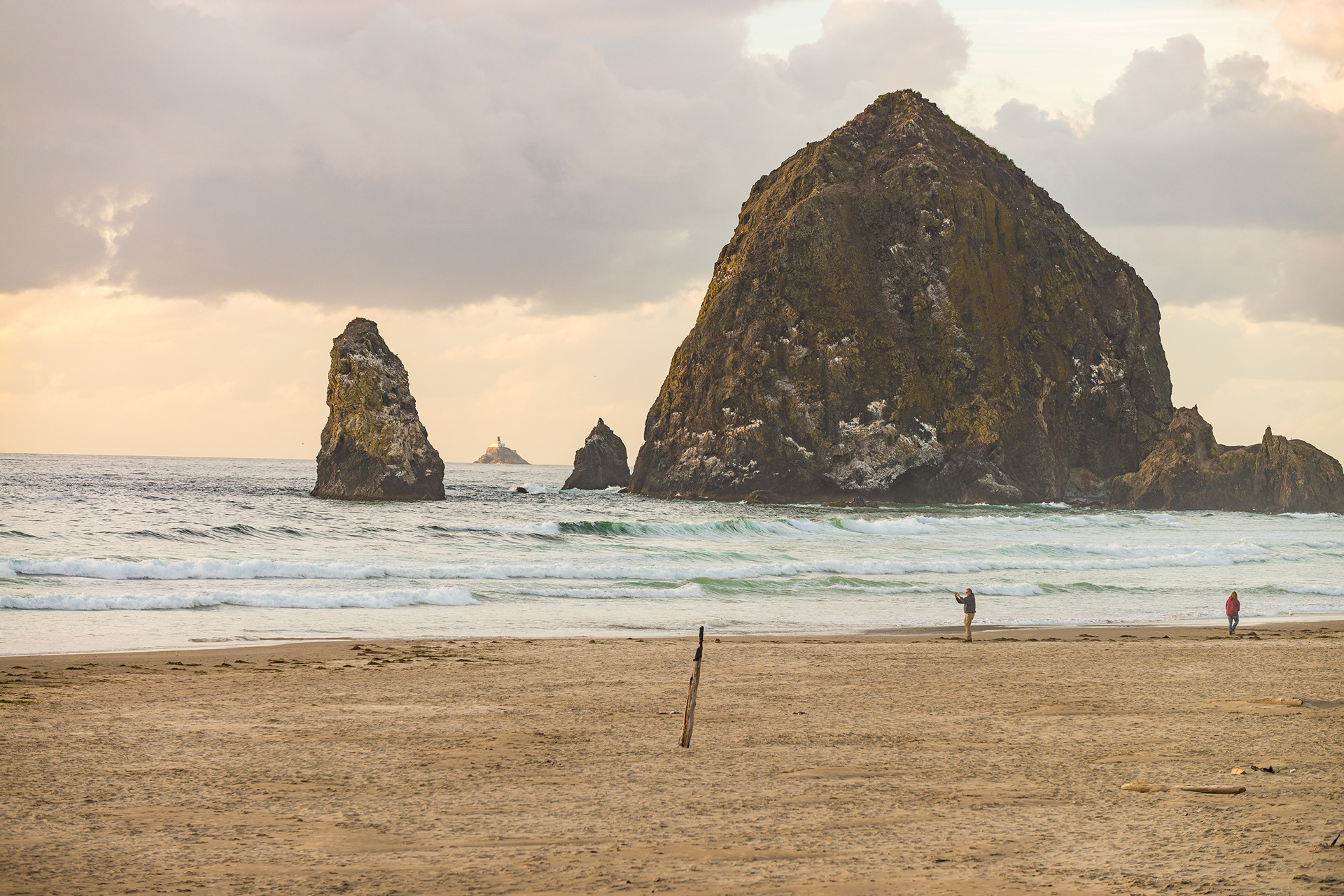 Haystack Rock, Cannon Beach 