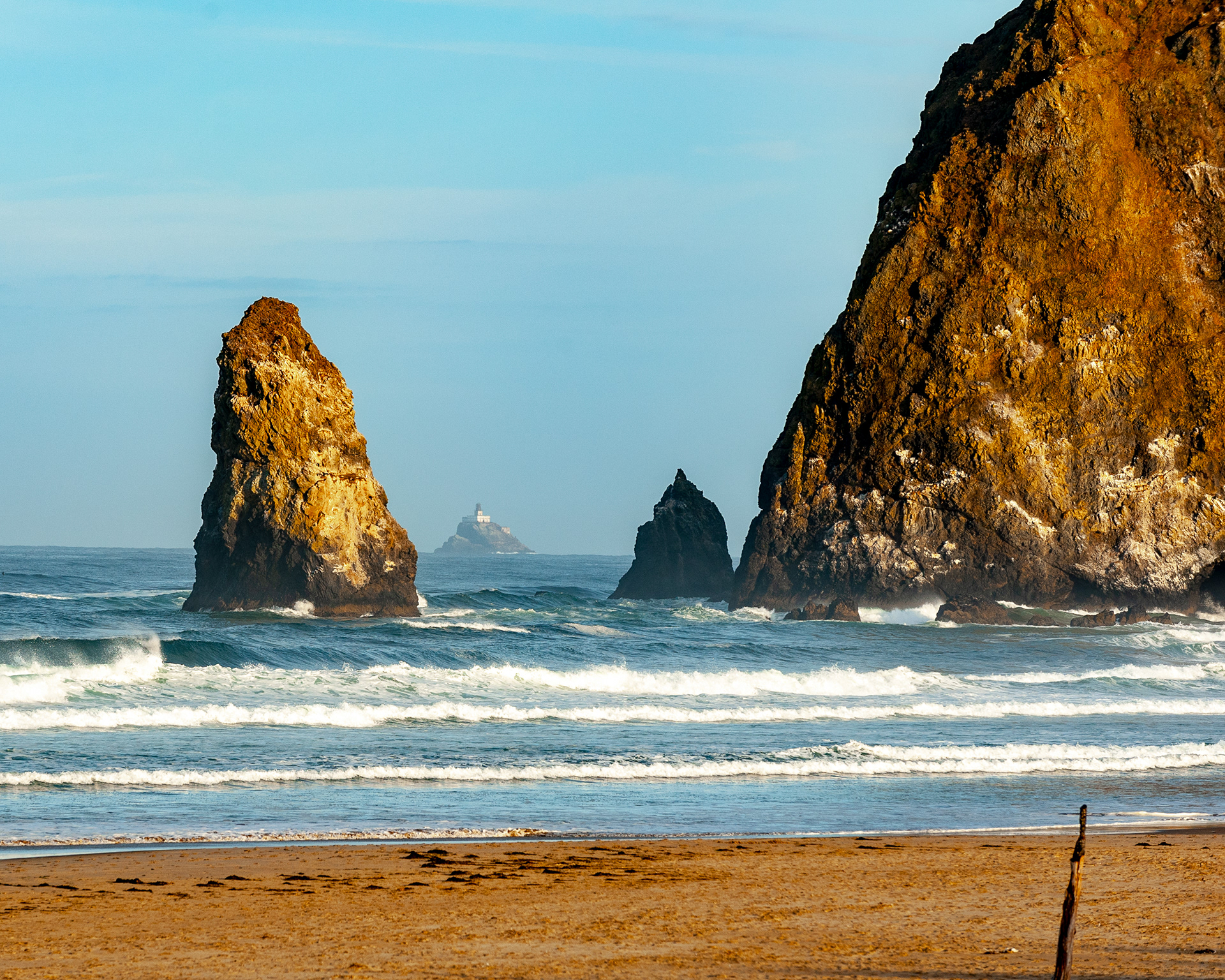 Tillamook Rock Lighthouse, Cannon Beach