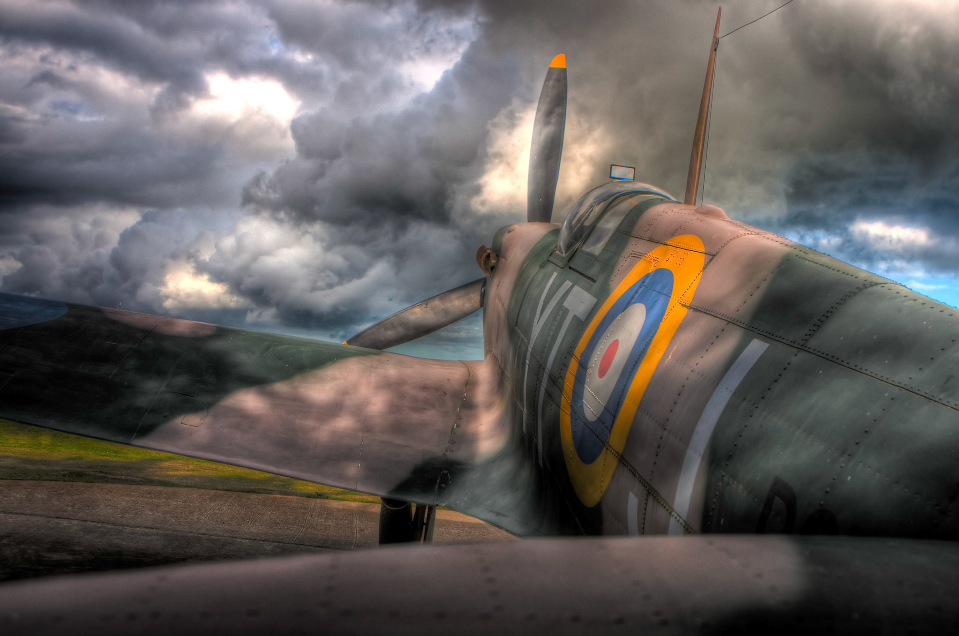 The Few (2009)