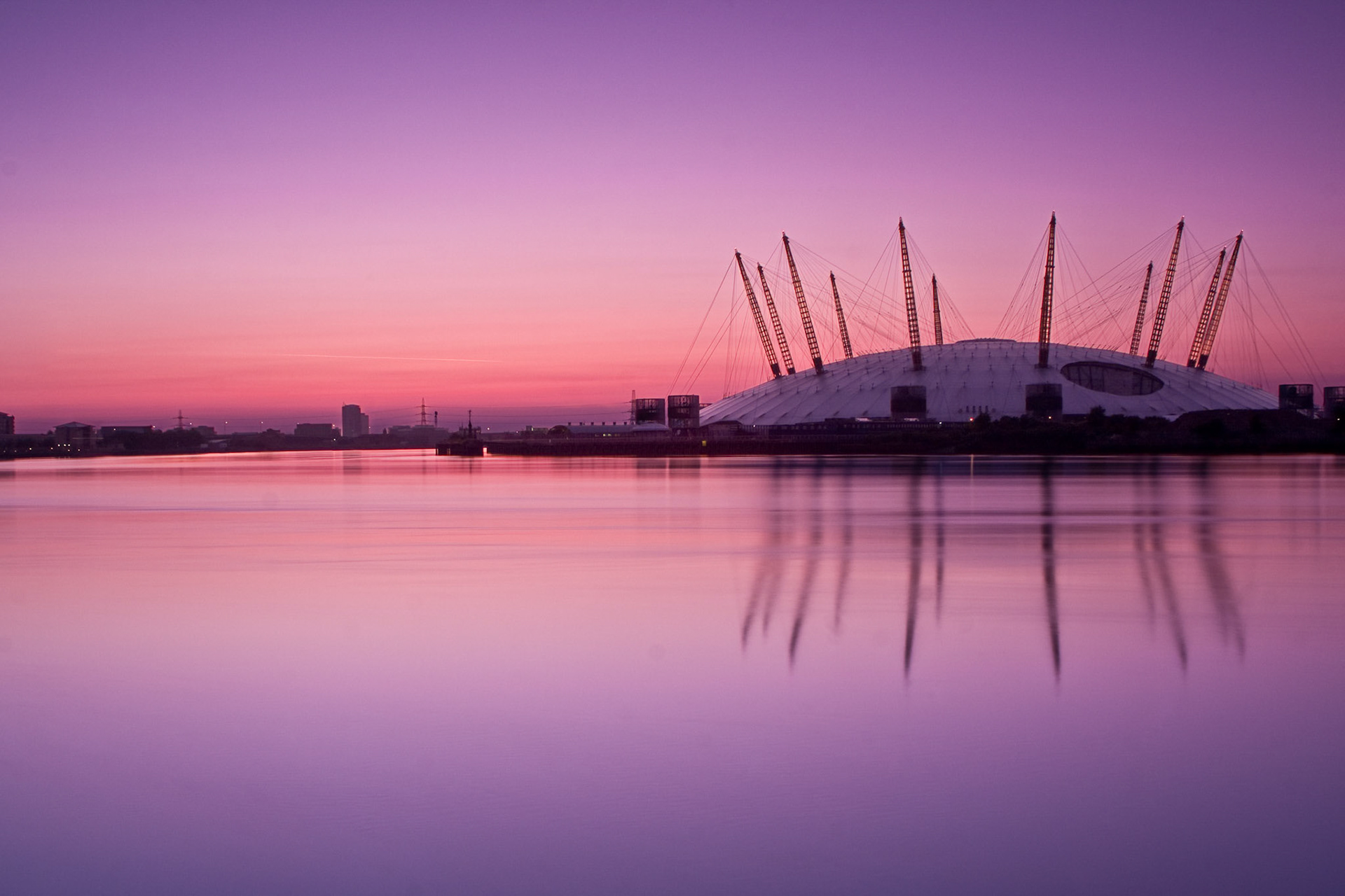The o2 at Sunrise (2009)