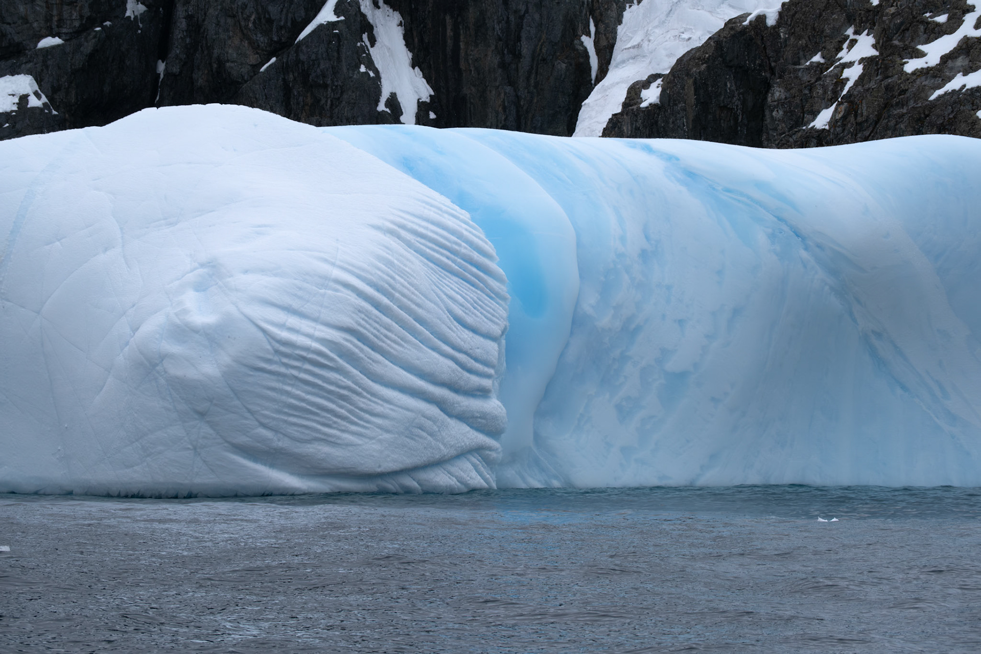 Intercurrence island