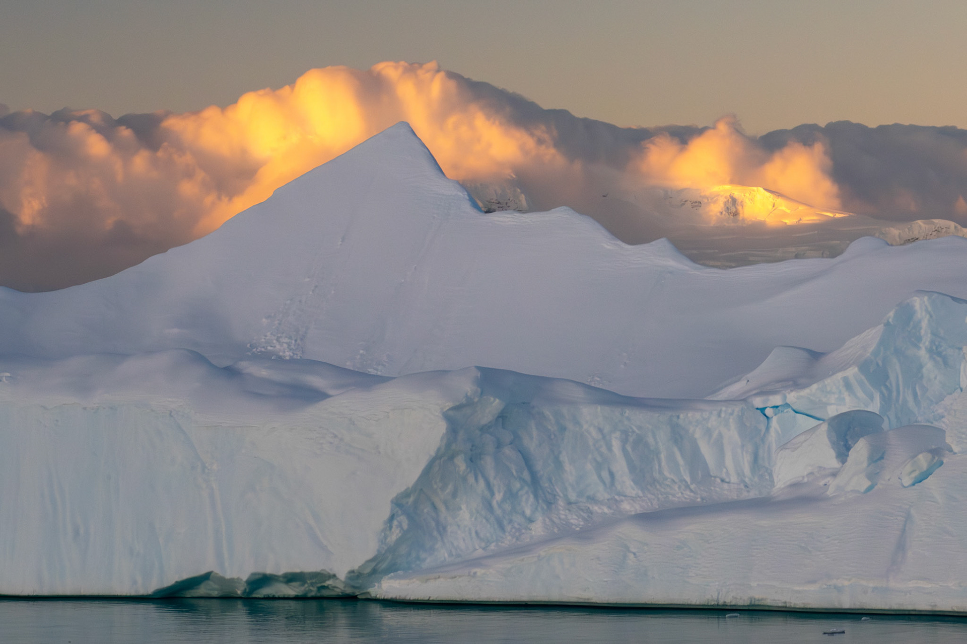 On the way to Goudier Island