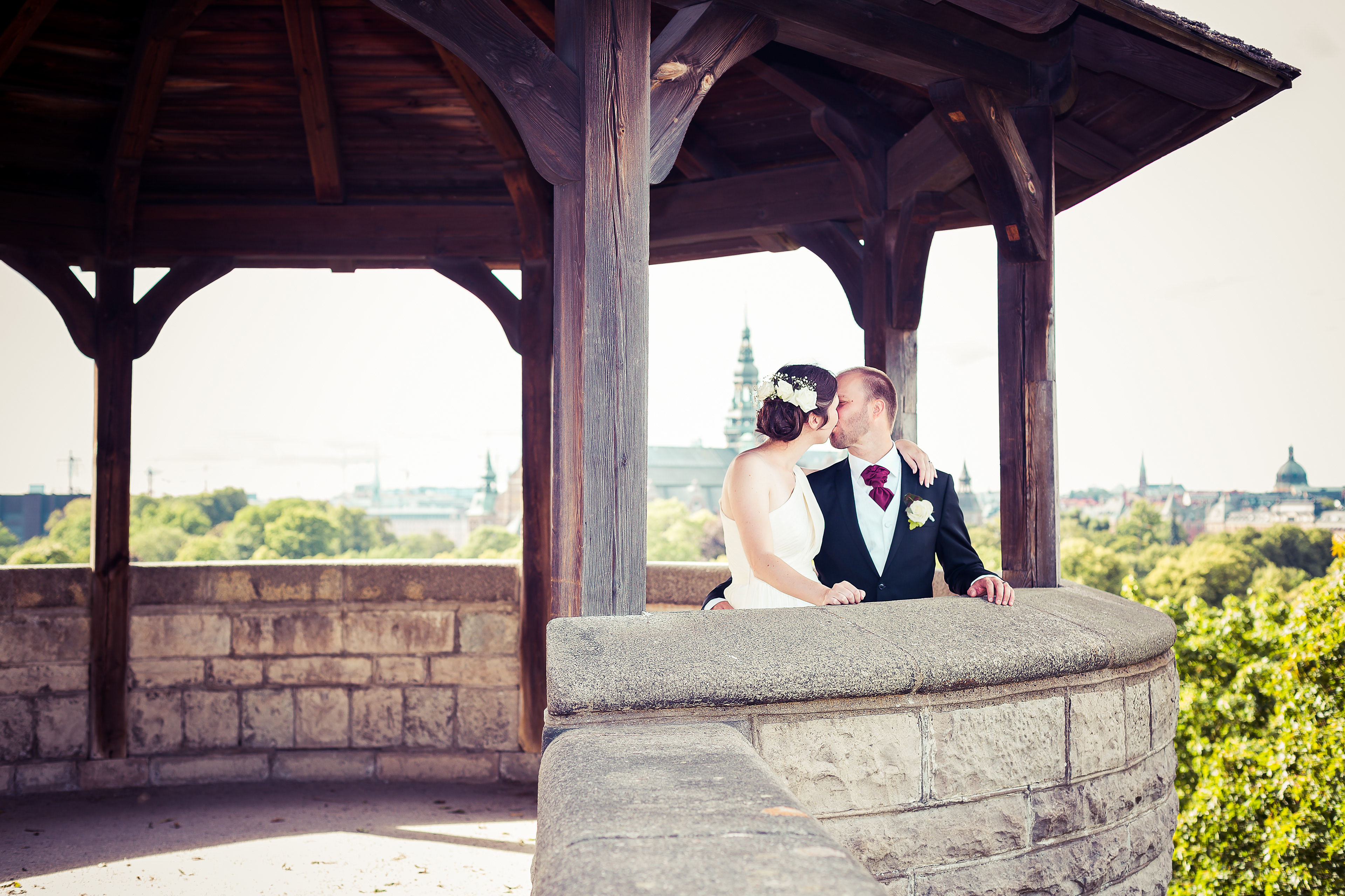 Bröllopsporträtt på Skansen bröllopsfotograf Anna Andersson i Nynäshamn