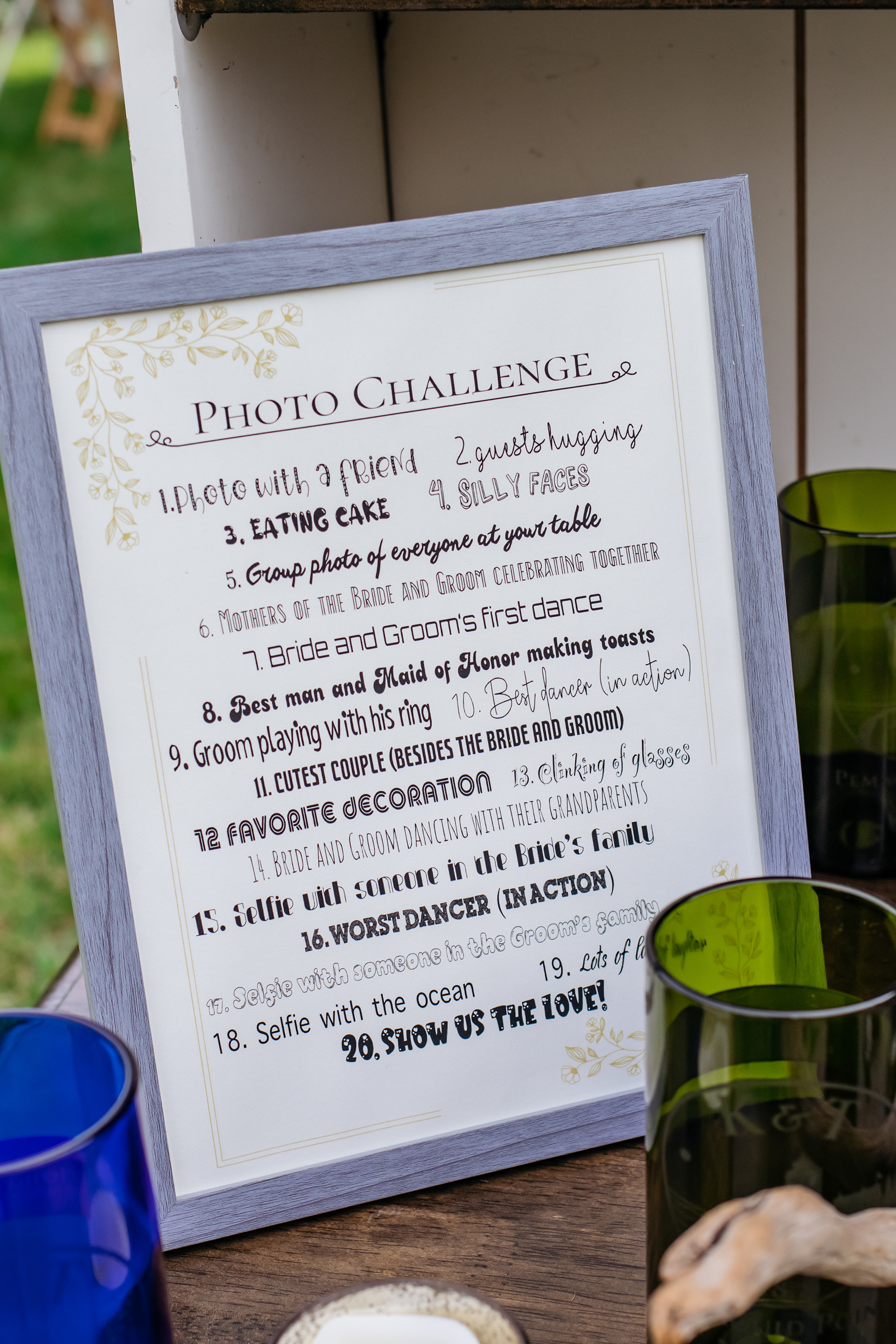 Create a photo crusade for your guests!