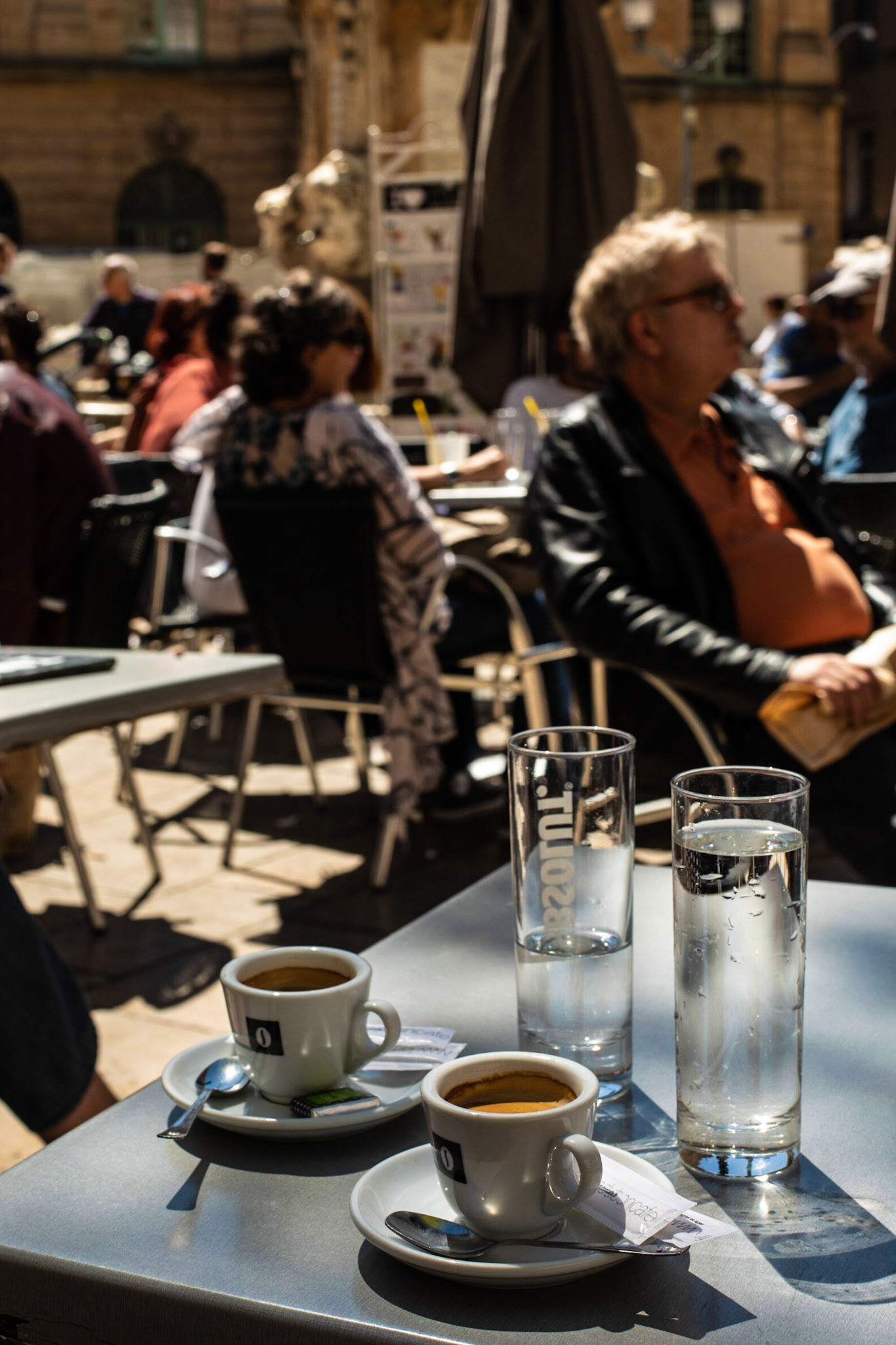 Deux petits cafés, Place de l'Hôtel de ville, Aix-en-Provence

+++

Hashtaggery:
#aix #aixenprovence #goingout #petitscafes #cafe #coffee #timeout #5d #canon

+++

www.armedwithapaintbox.com
#armedwithapaintbox
@armedwithapaintbox
Copyright Anthony Warner (Armed With A Paint Box) 2017