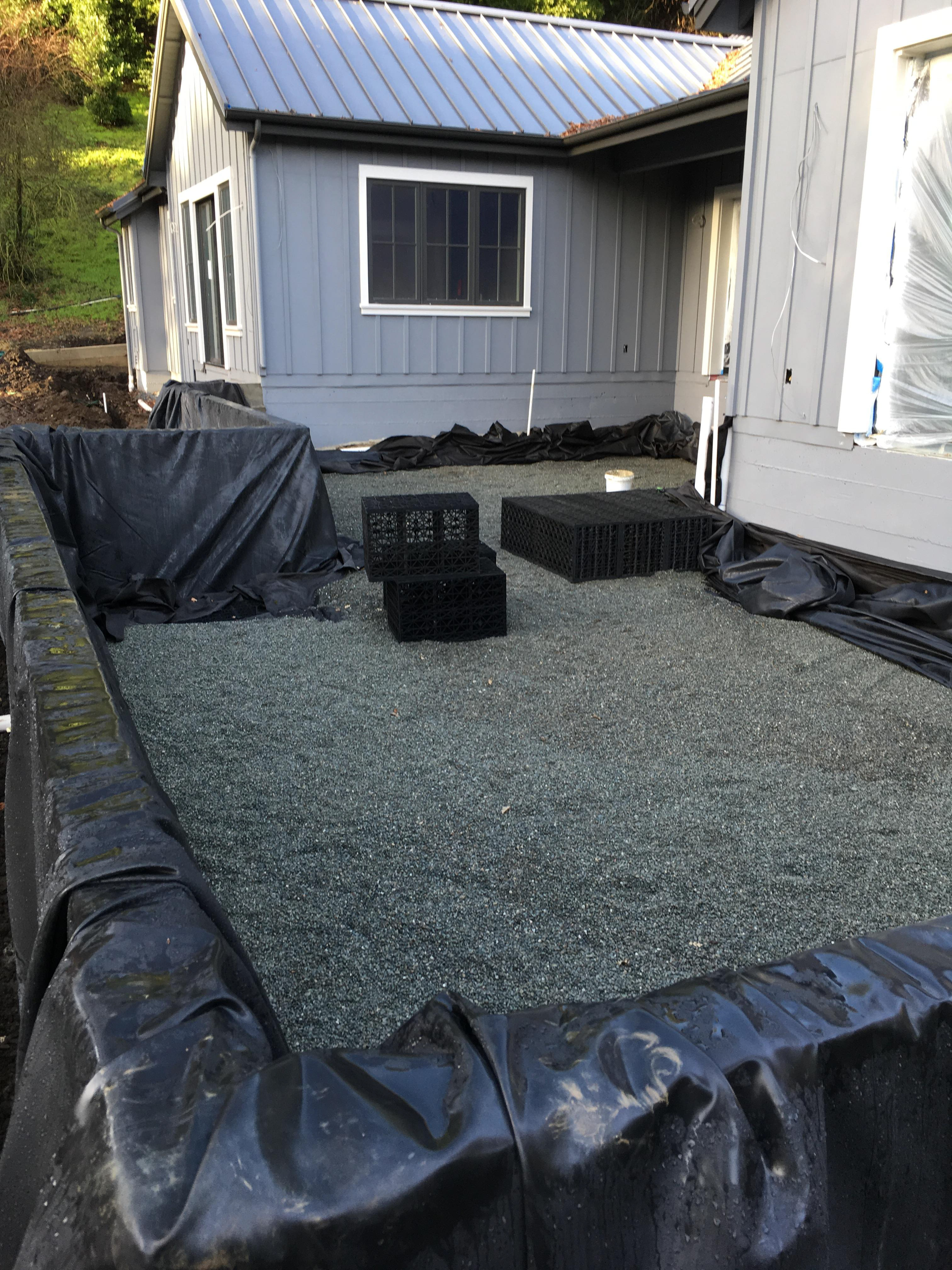 Patio  - Rain tank install