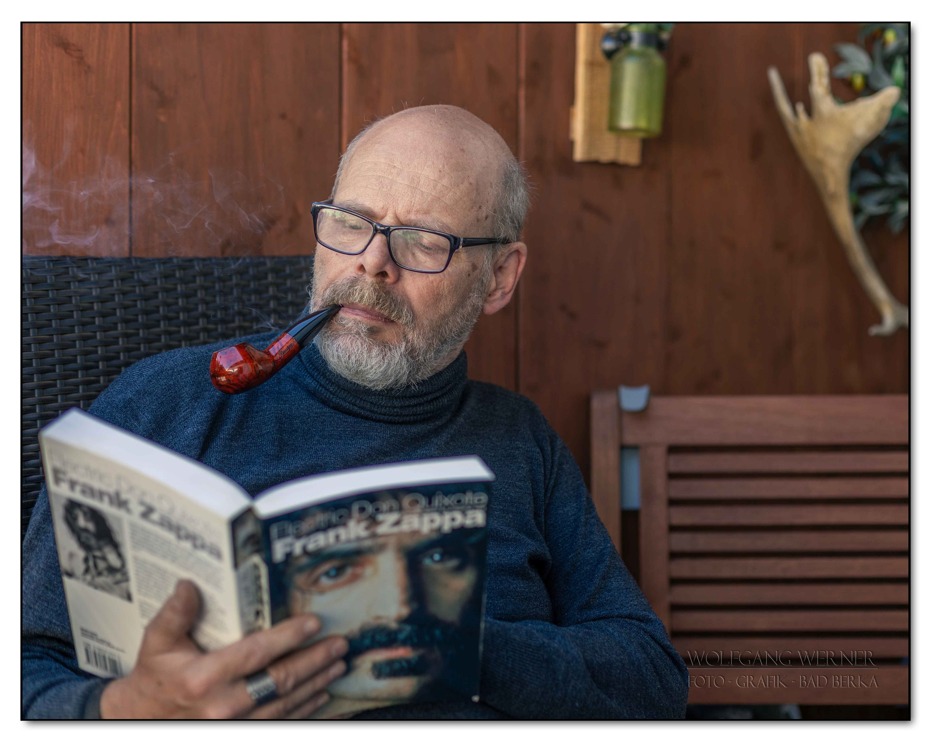 Self with tobaccopipe 6