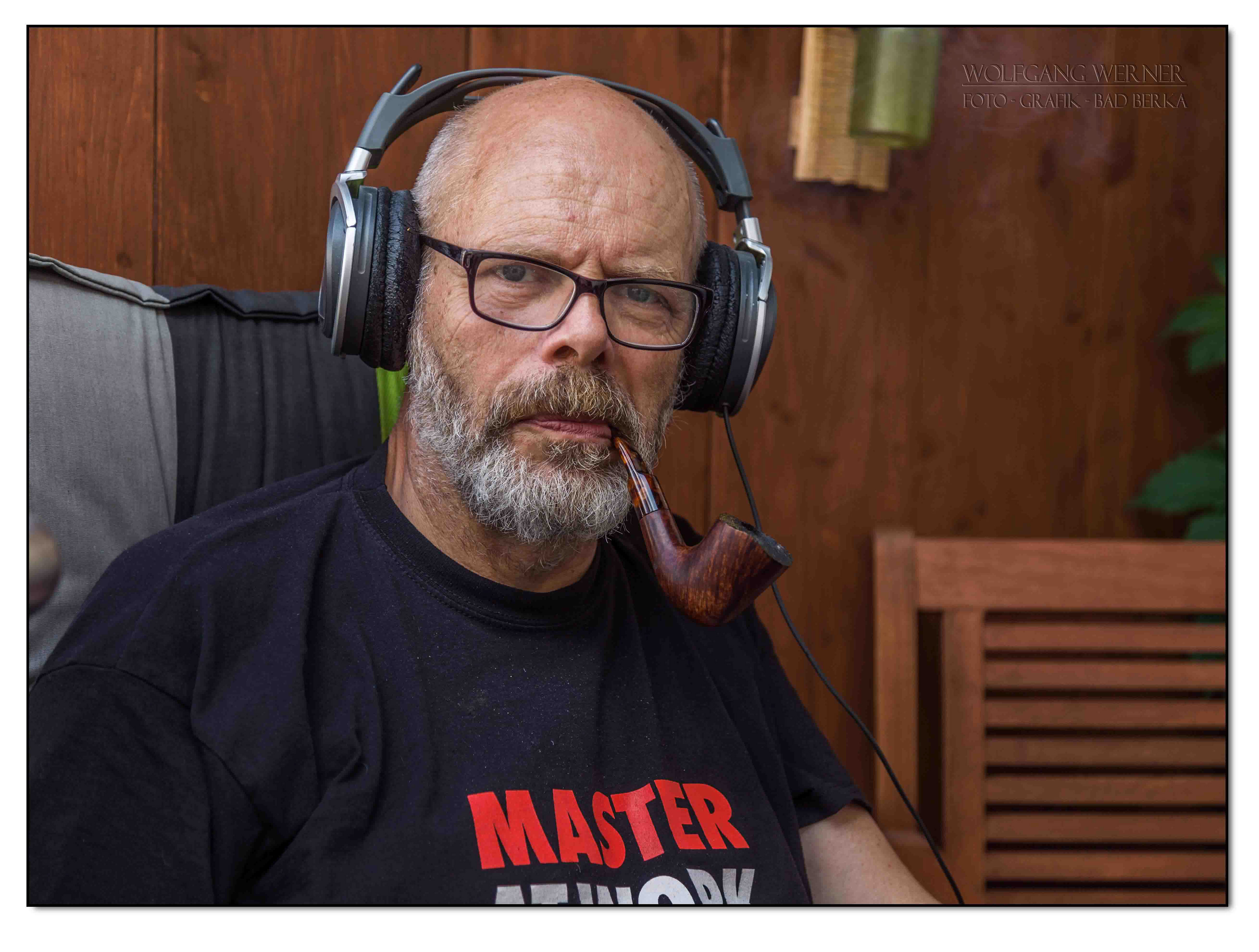 Self with tobaccopipe 3