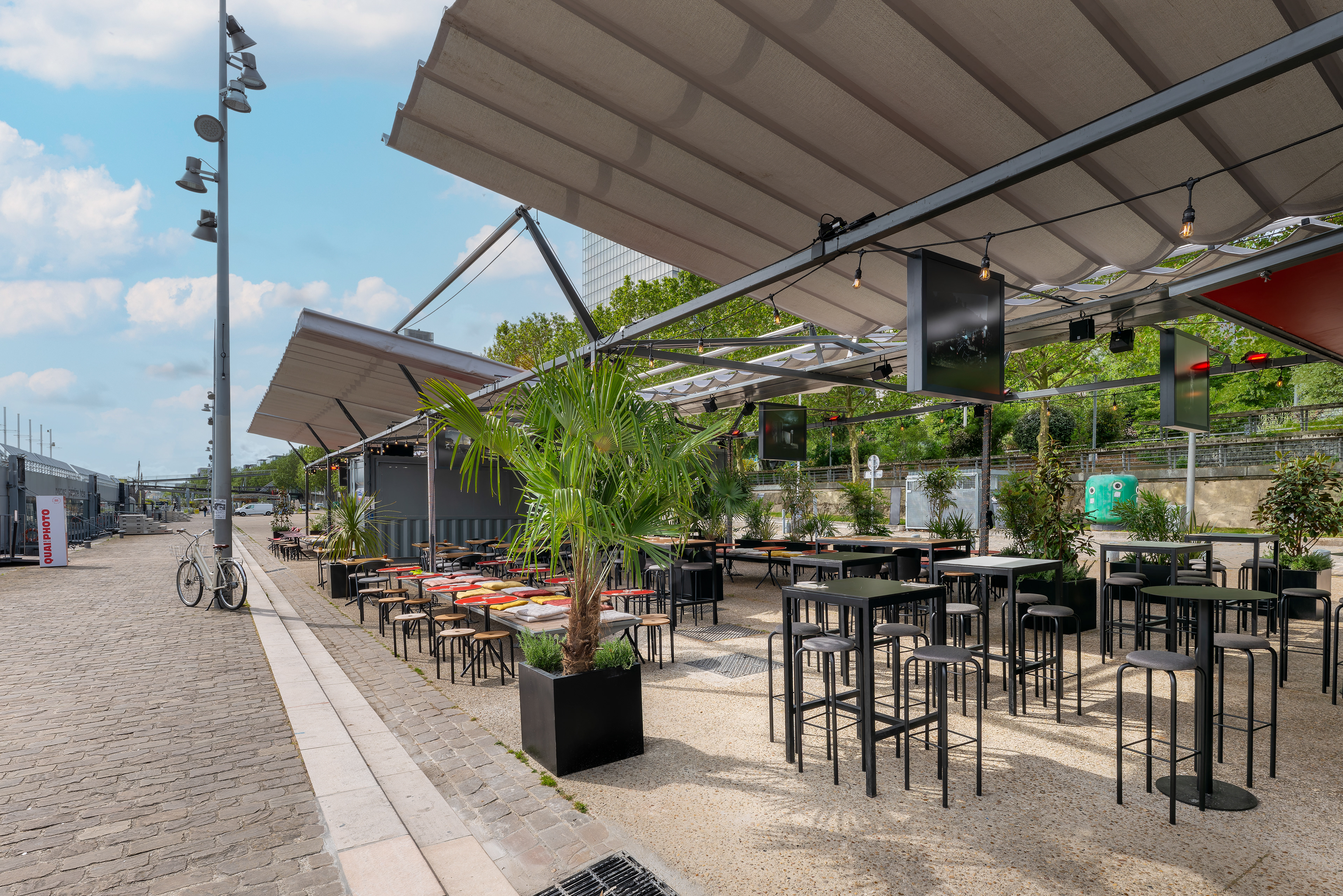 Demi terrasse sur les quais