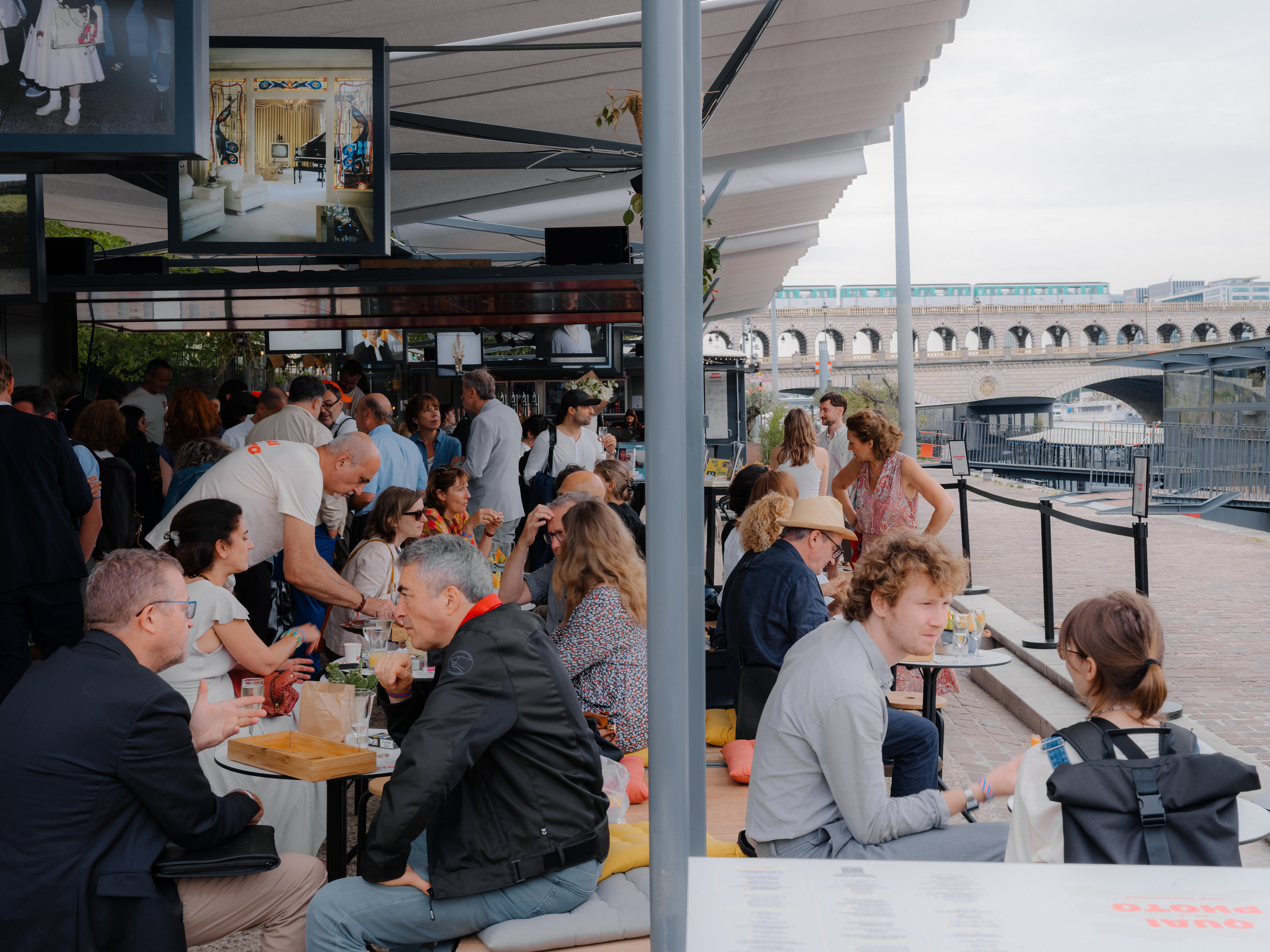 Demi terrasse sur les quais
