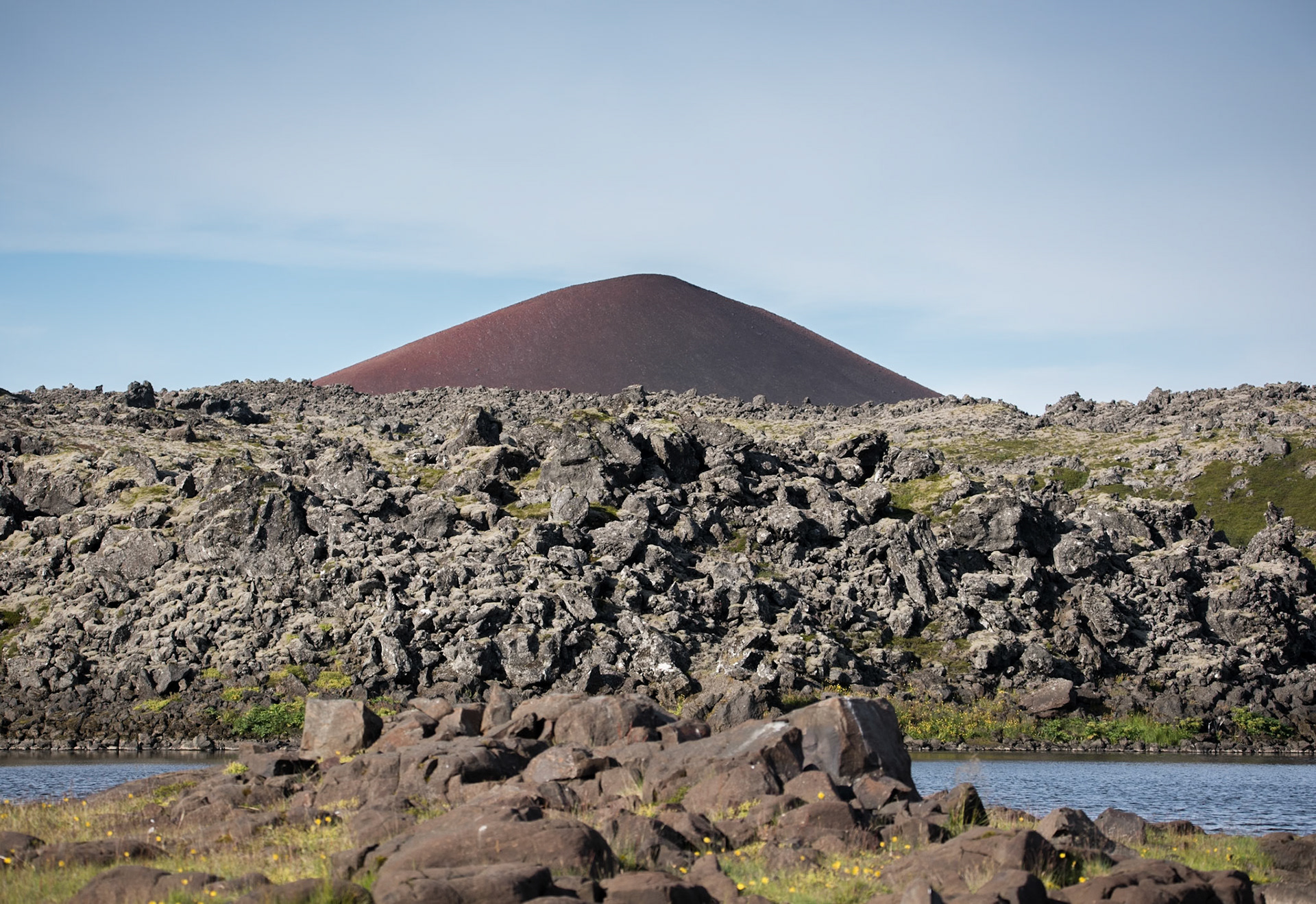 ©SVANA Berserkjahraun is a 3000-4000 year old lavafield located between the towns of Stykkishólmur and Grundarfjörður. The crater Kothraunskúla in the background.