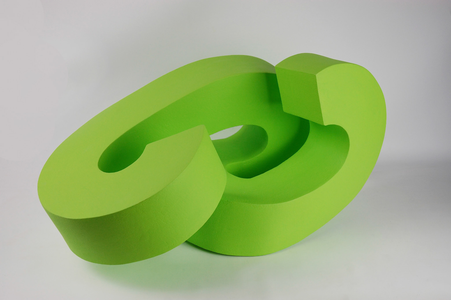 Betwixt H35W70D33cms £3,500