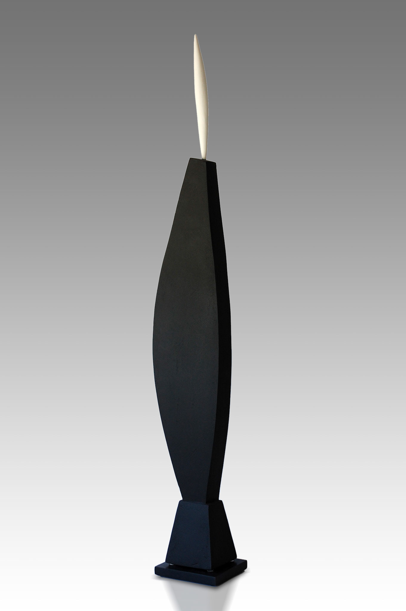 Guide (3) H85W9D9cms £750