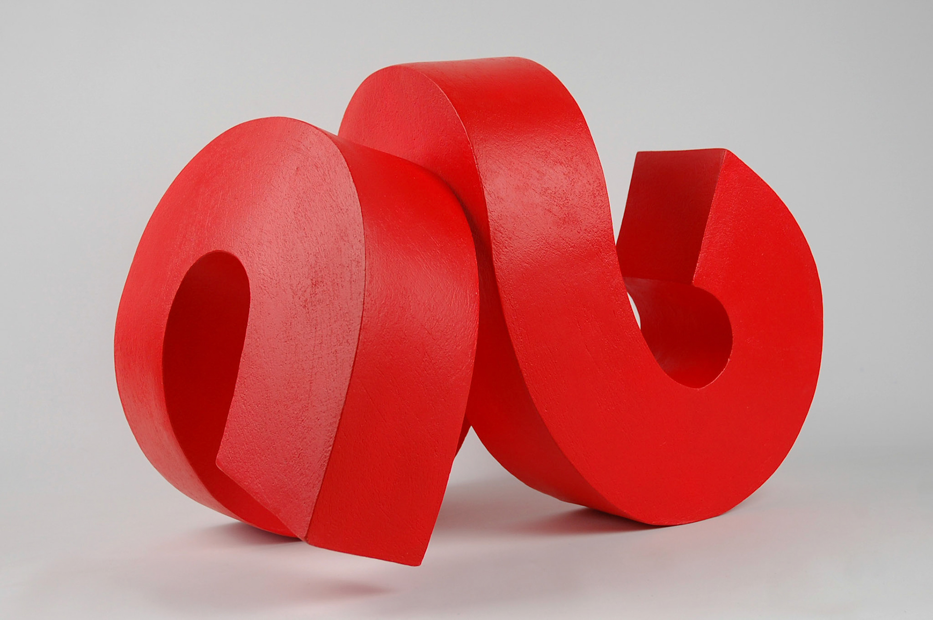 Between H40W50D30cms £3,950