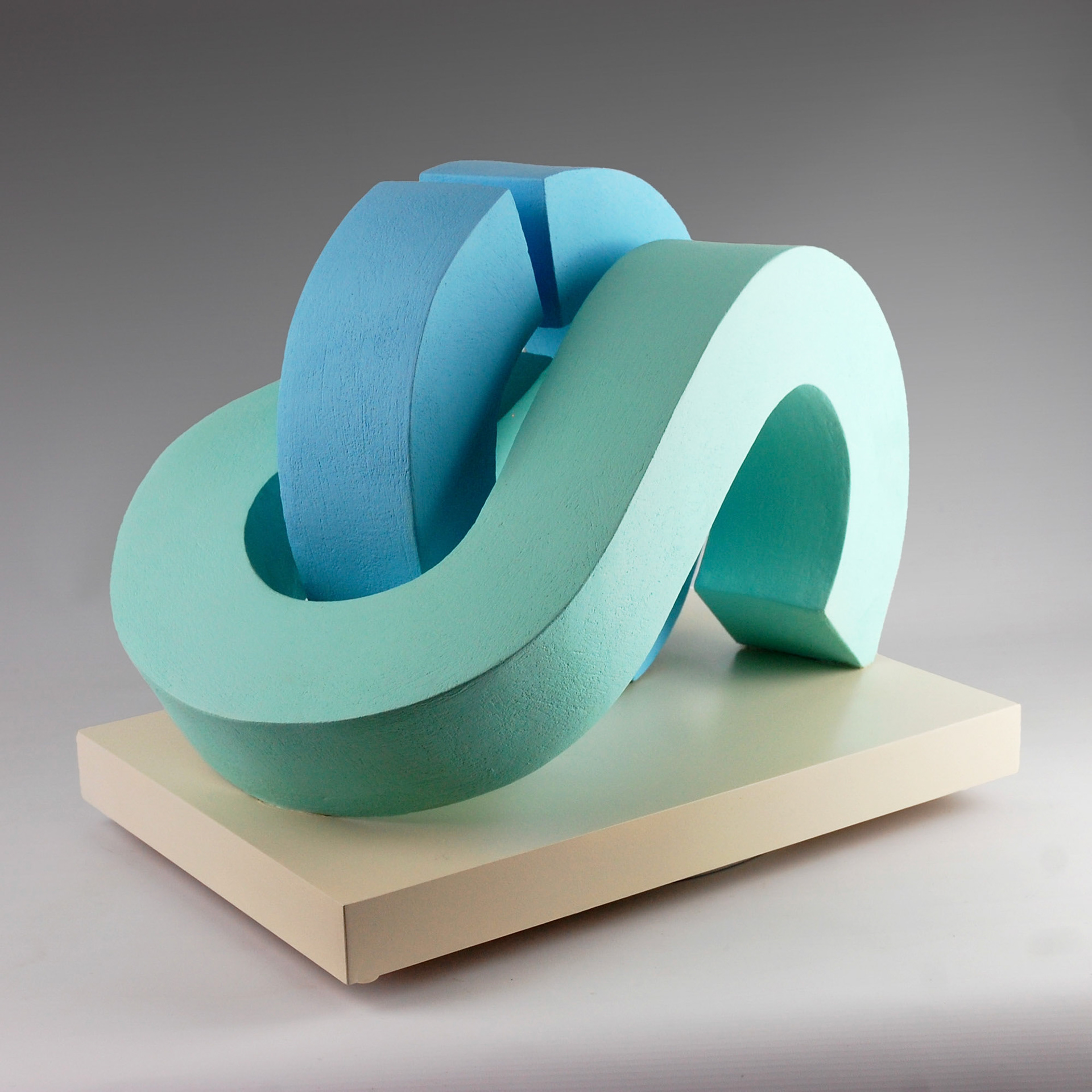 Link H42W56D35cms £4,500