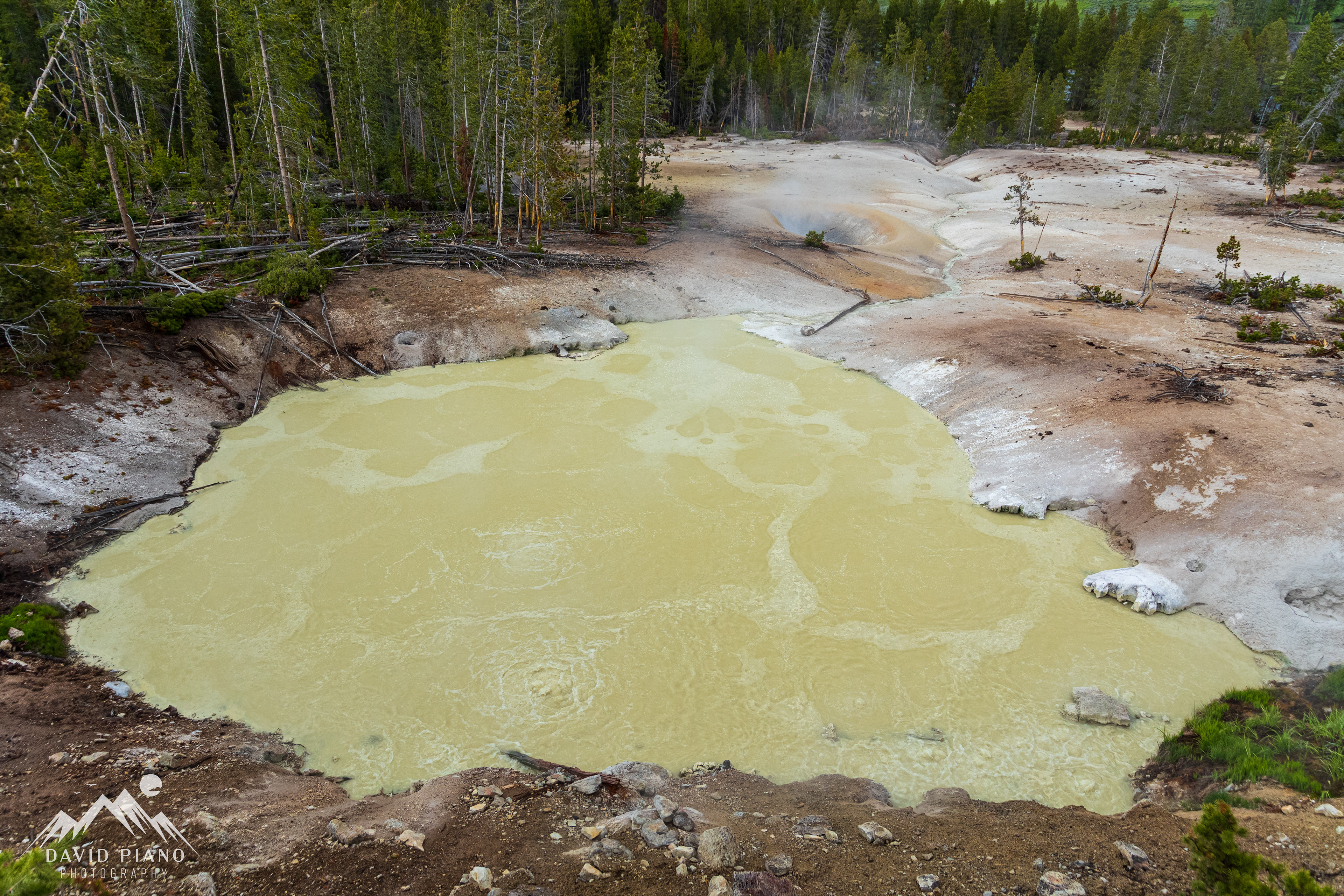 Sulphur Caldron