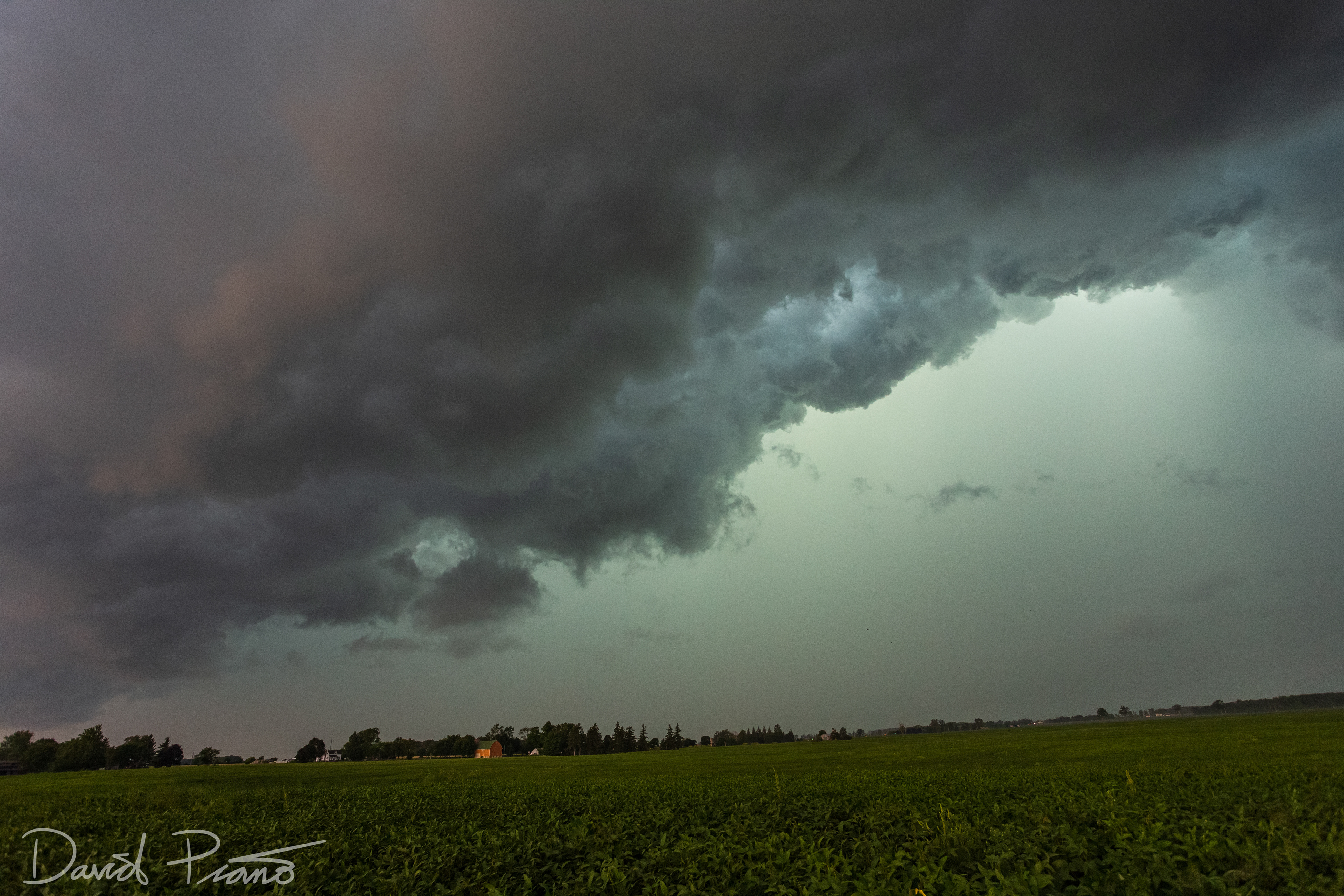 Severe thunderstorm near Elginfield - Aug. 27