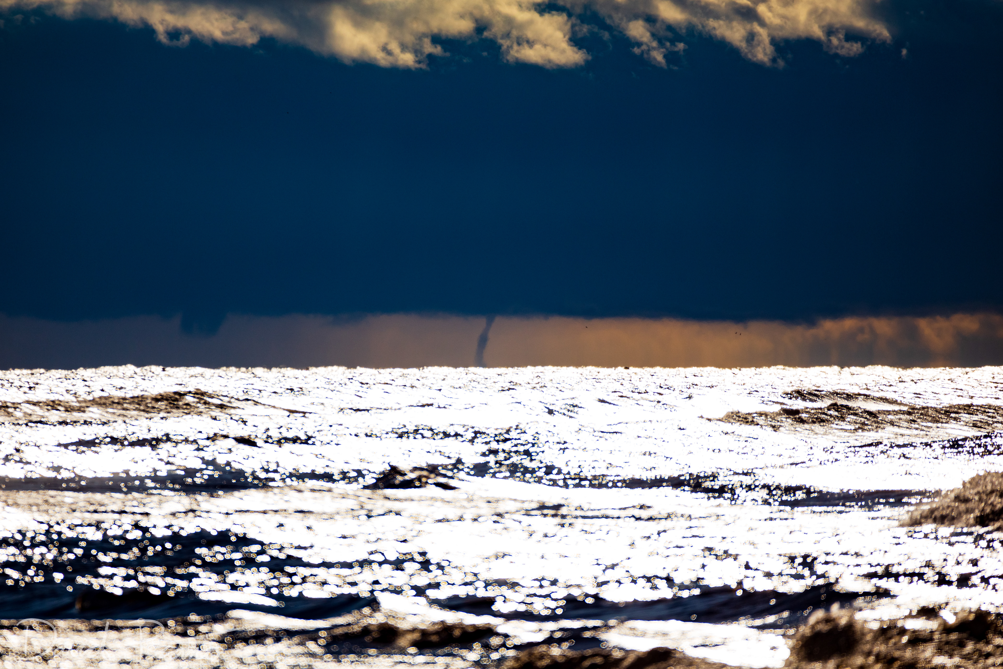 Waterspout over Lake Erie seen from Long Point - 10/01/2020