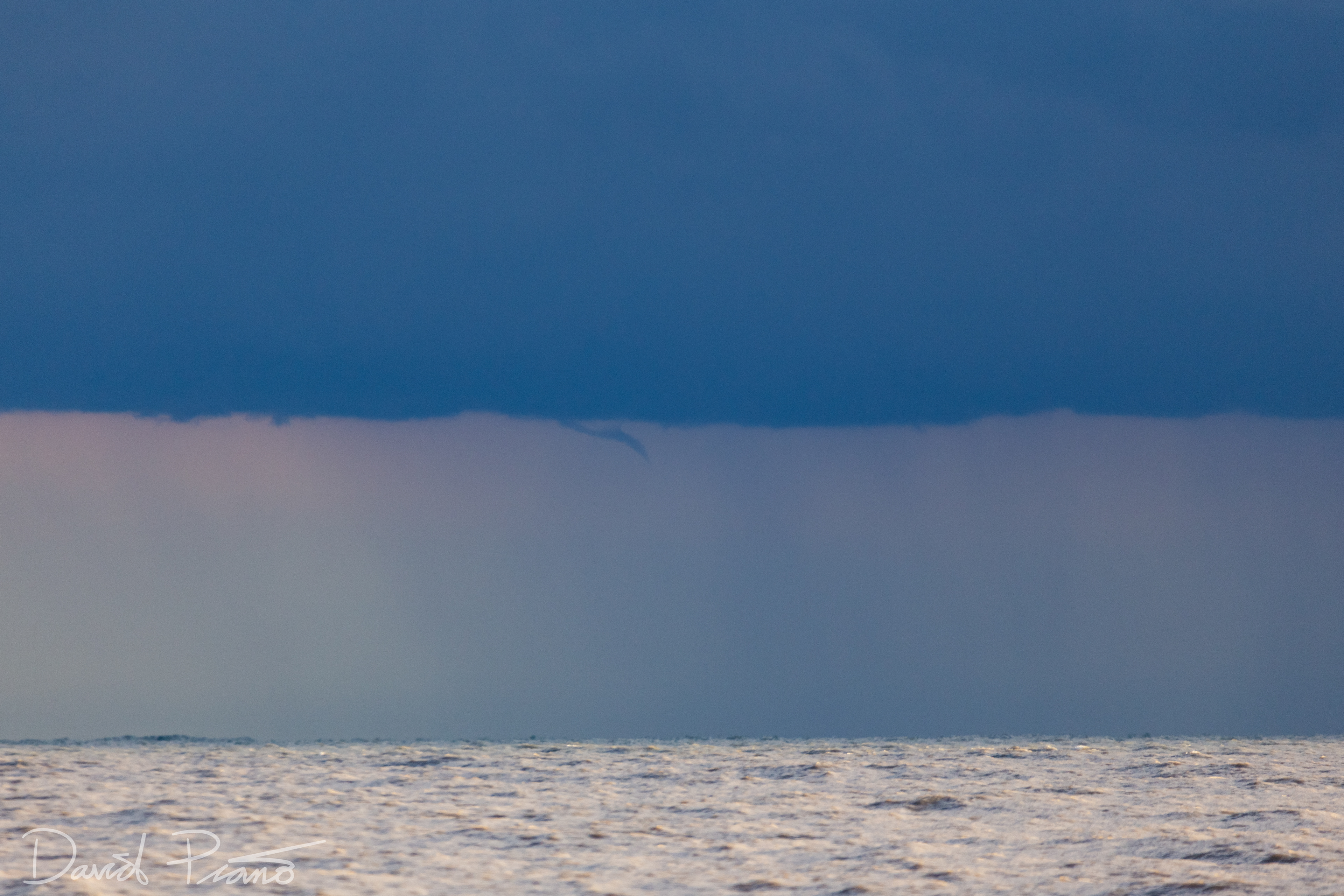 Waterspout funnel over Lake Erie seen from Port Bruce - 10/01/2020